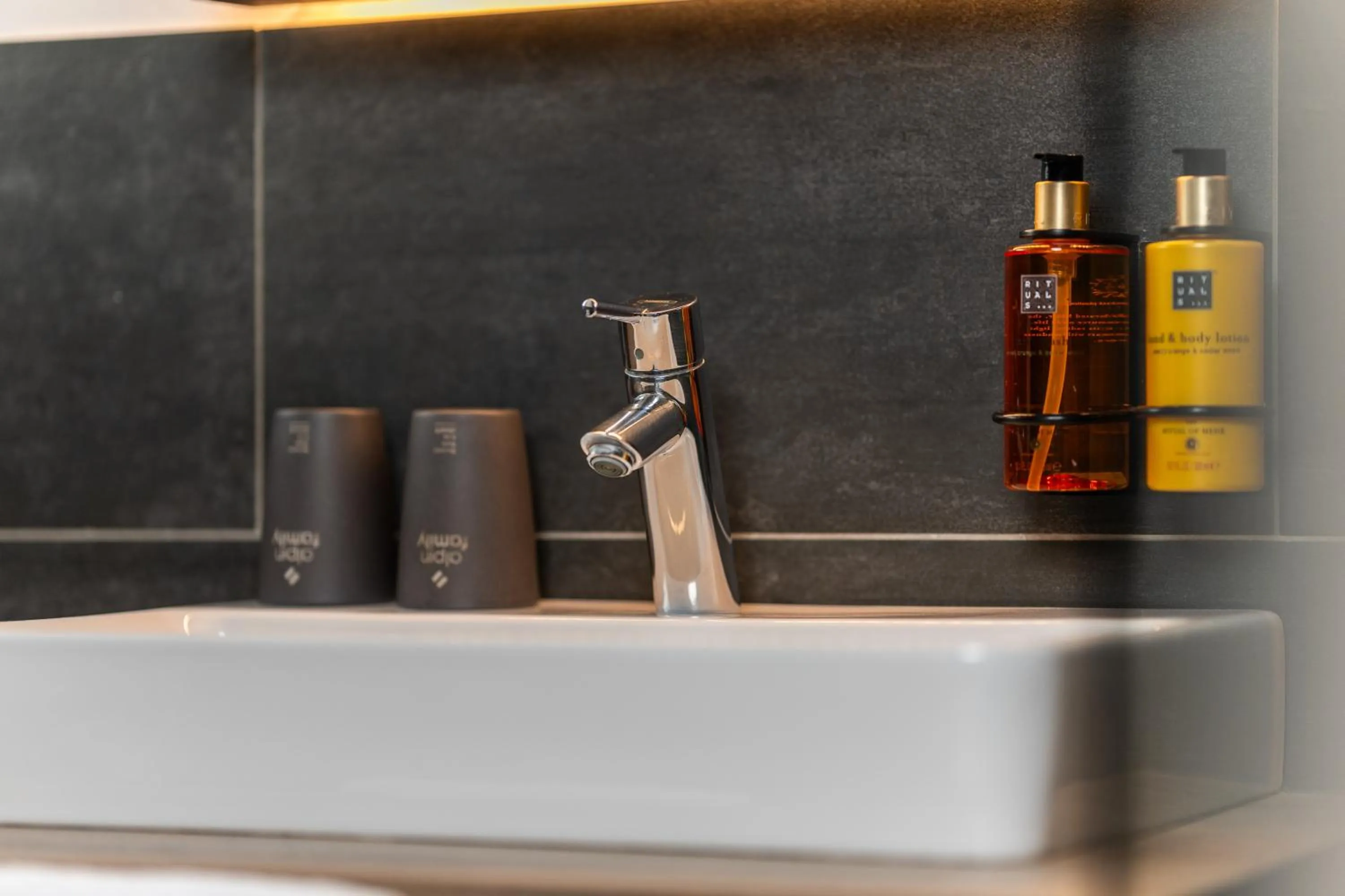 Bathroom in 24 by AvenidA - Mountain Hotel