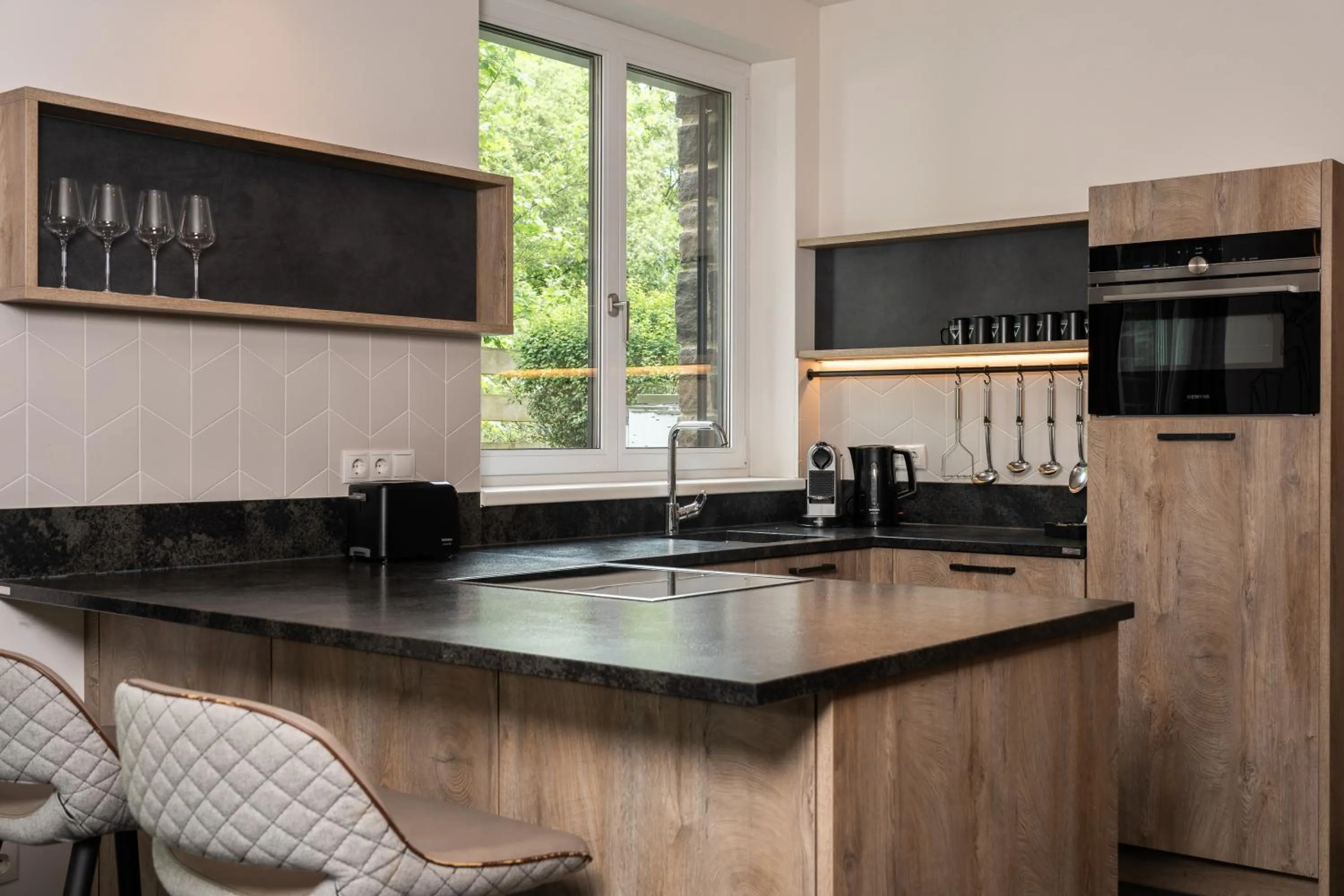 Kitchen or kitchenette in 24 by AvenidA - Mountain Hotel