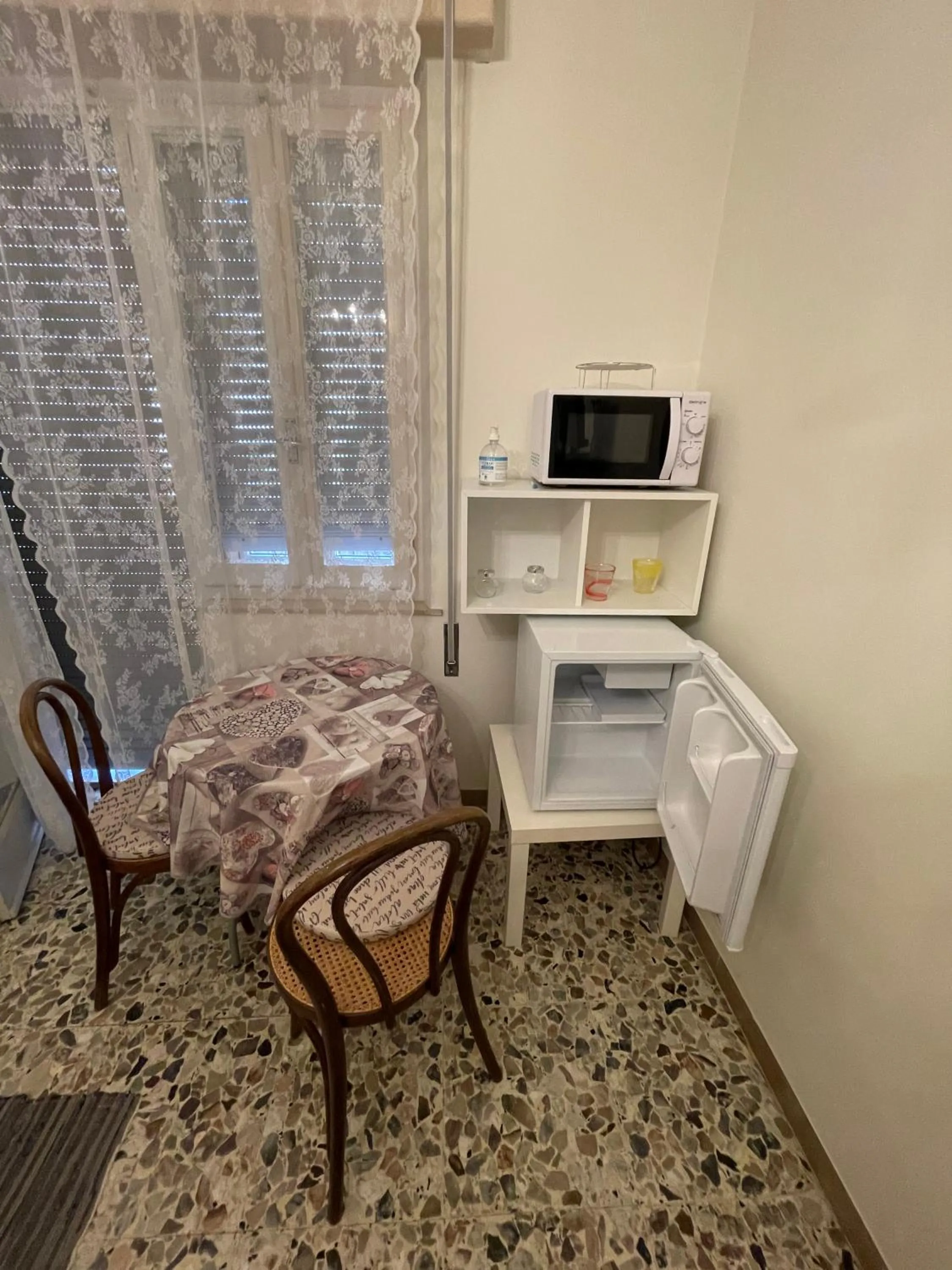 Dining area in Romantik Zimmer