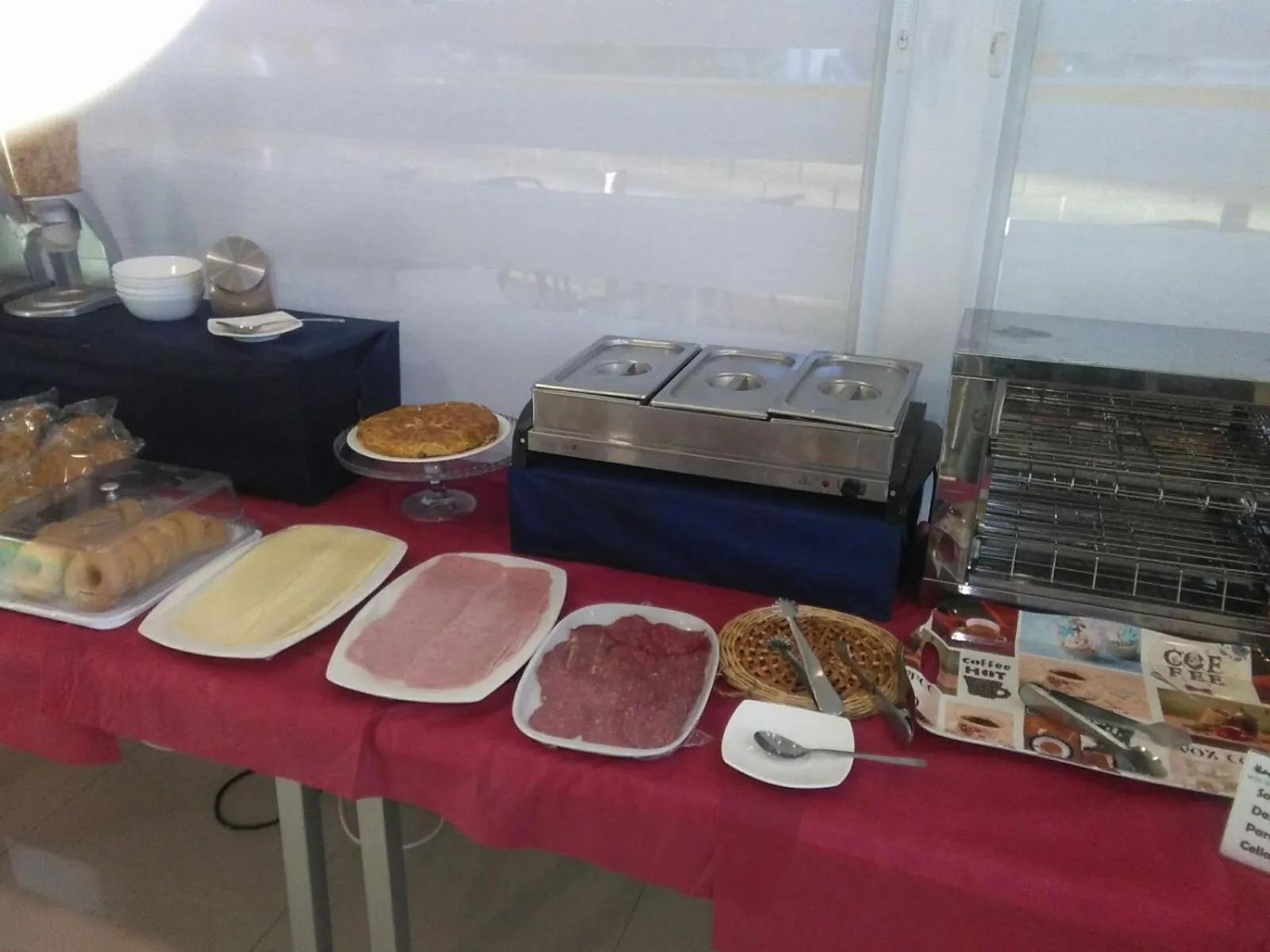 Buffet breakfast in Hotel Ciudad de Corella