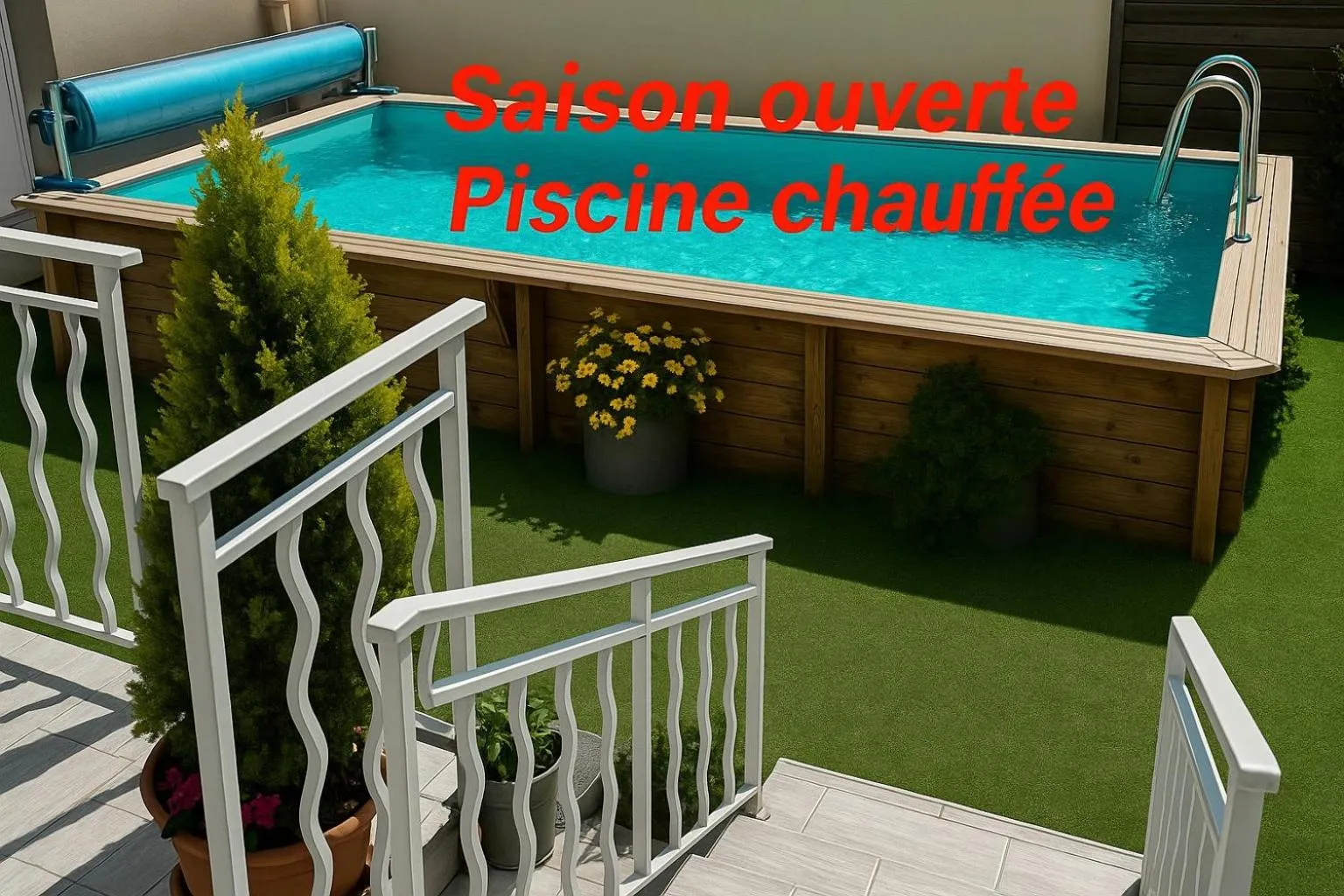 Swimming pool in Logis Le Passiflore Cognac