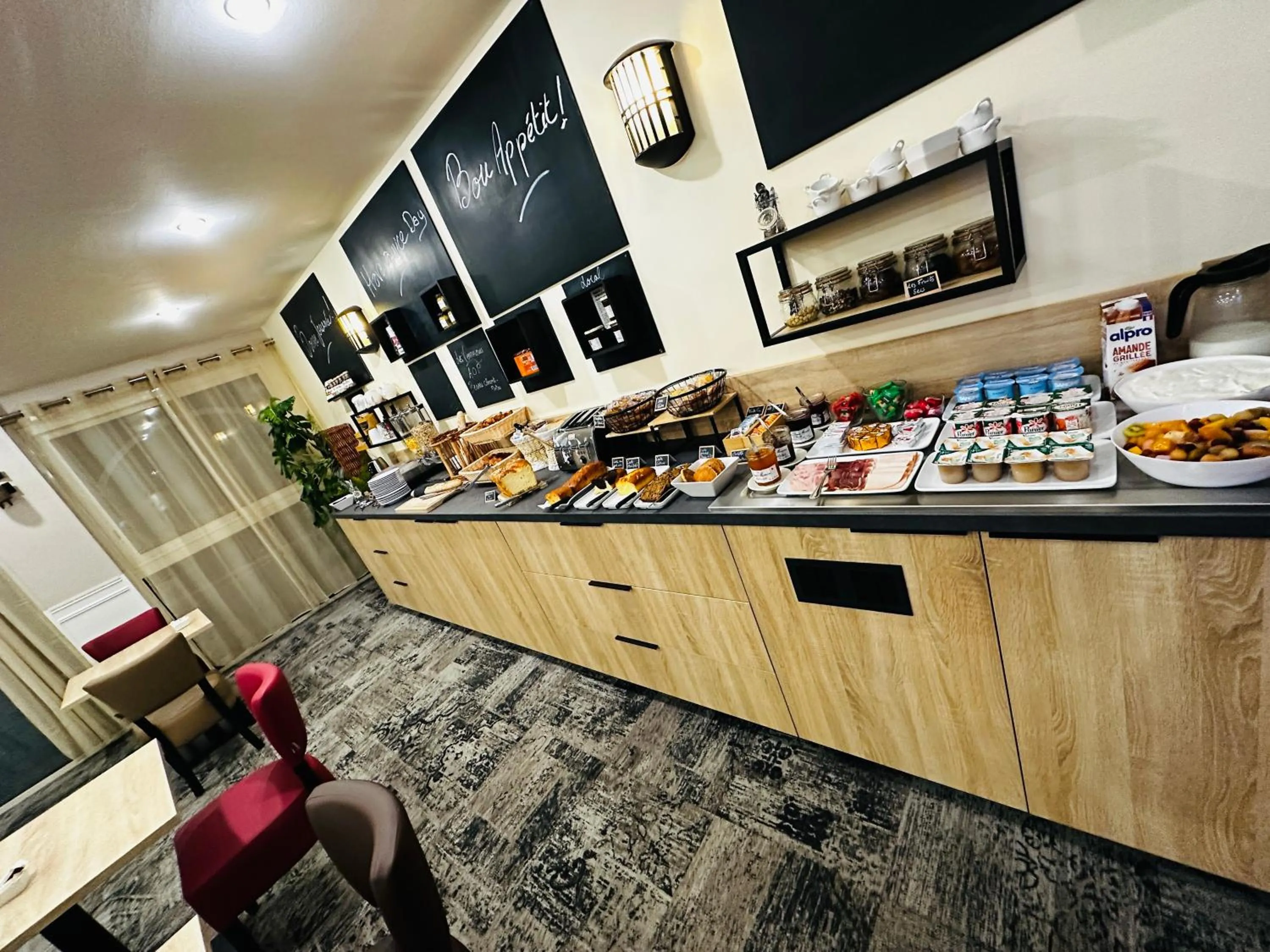 Breakfast in Logis Le Passiflore Cognac