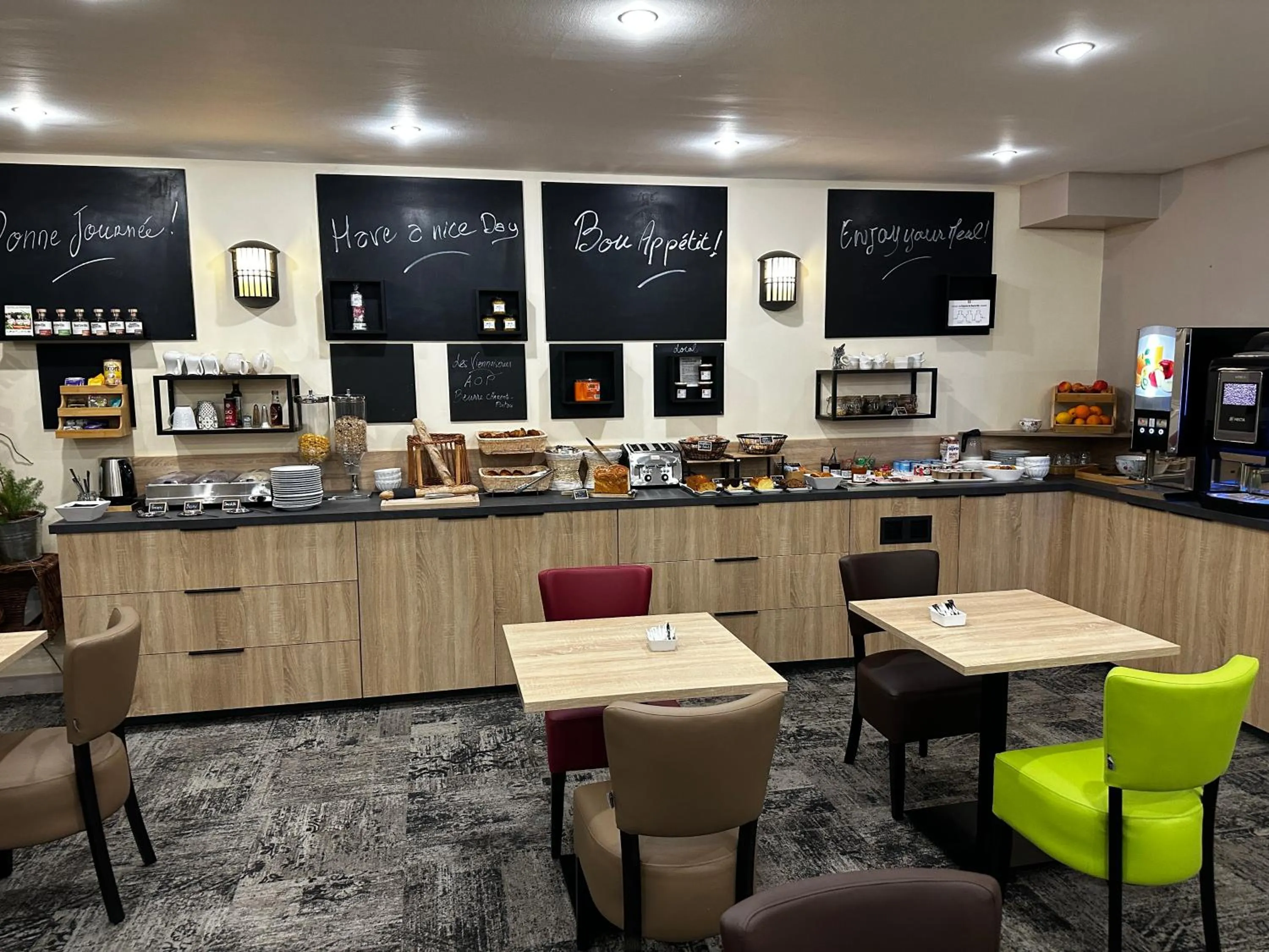 Breakfast in Logis Le Passiflore Cognac