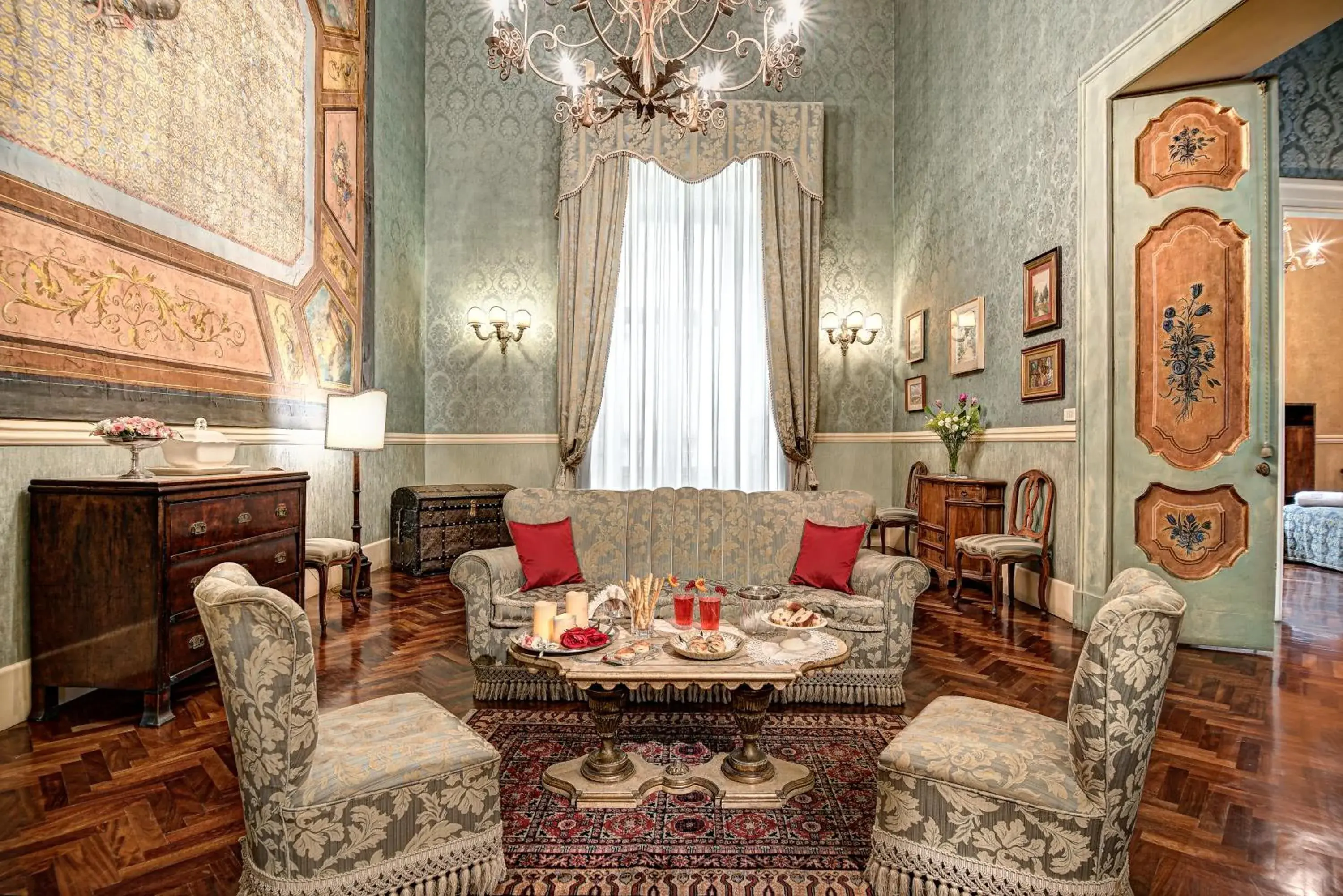 Royal Arthouse Lady Marys Tribunali Luxury Suite - Family apartment Royal Arthouse Lady Marys Tribunali Luxury Suite - Family apartment