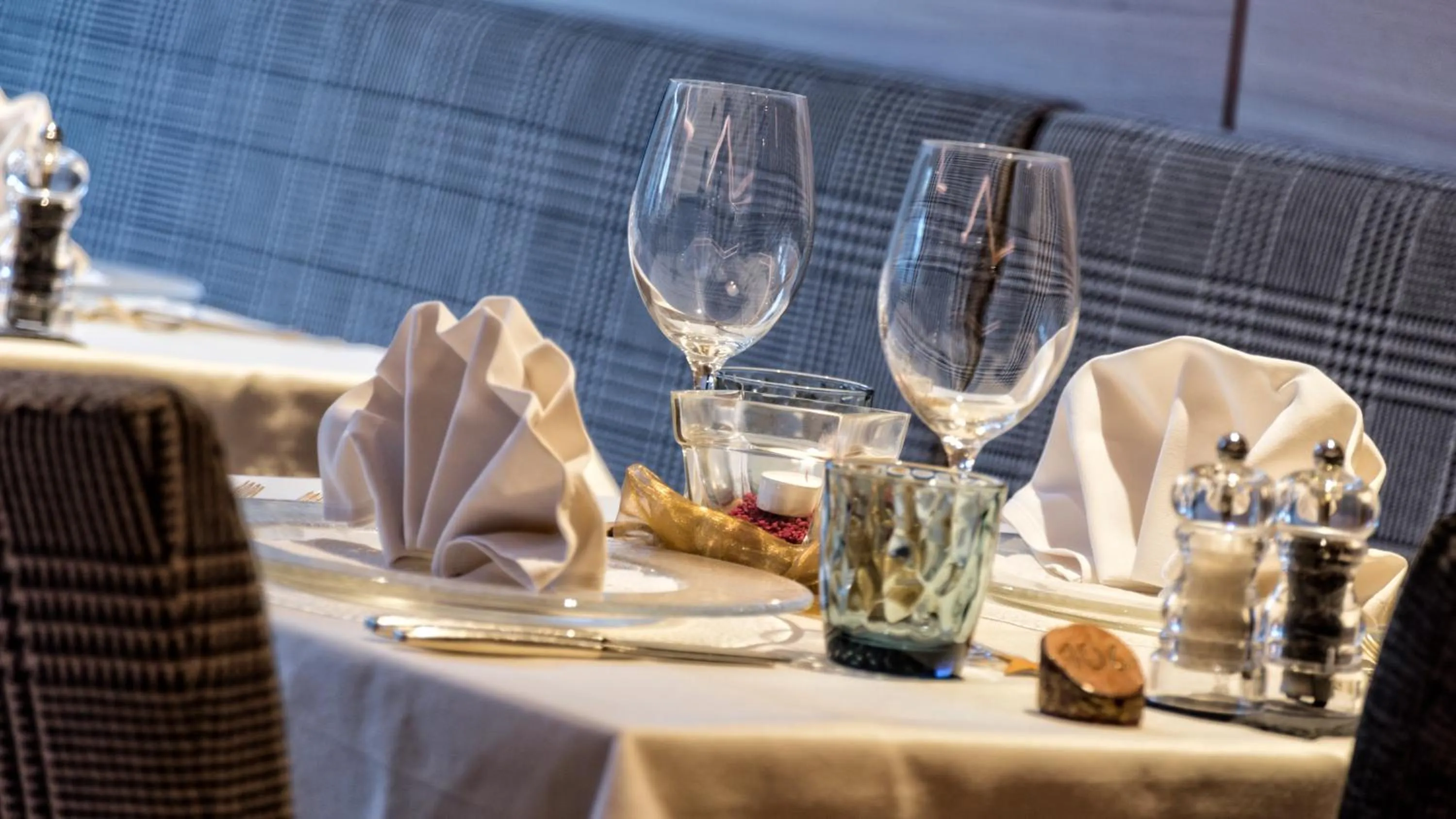 Restaurant/places to eat in Hotel Interski