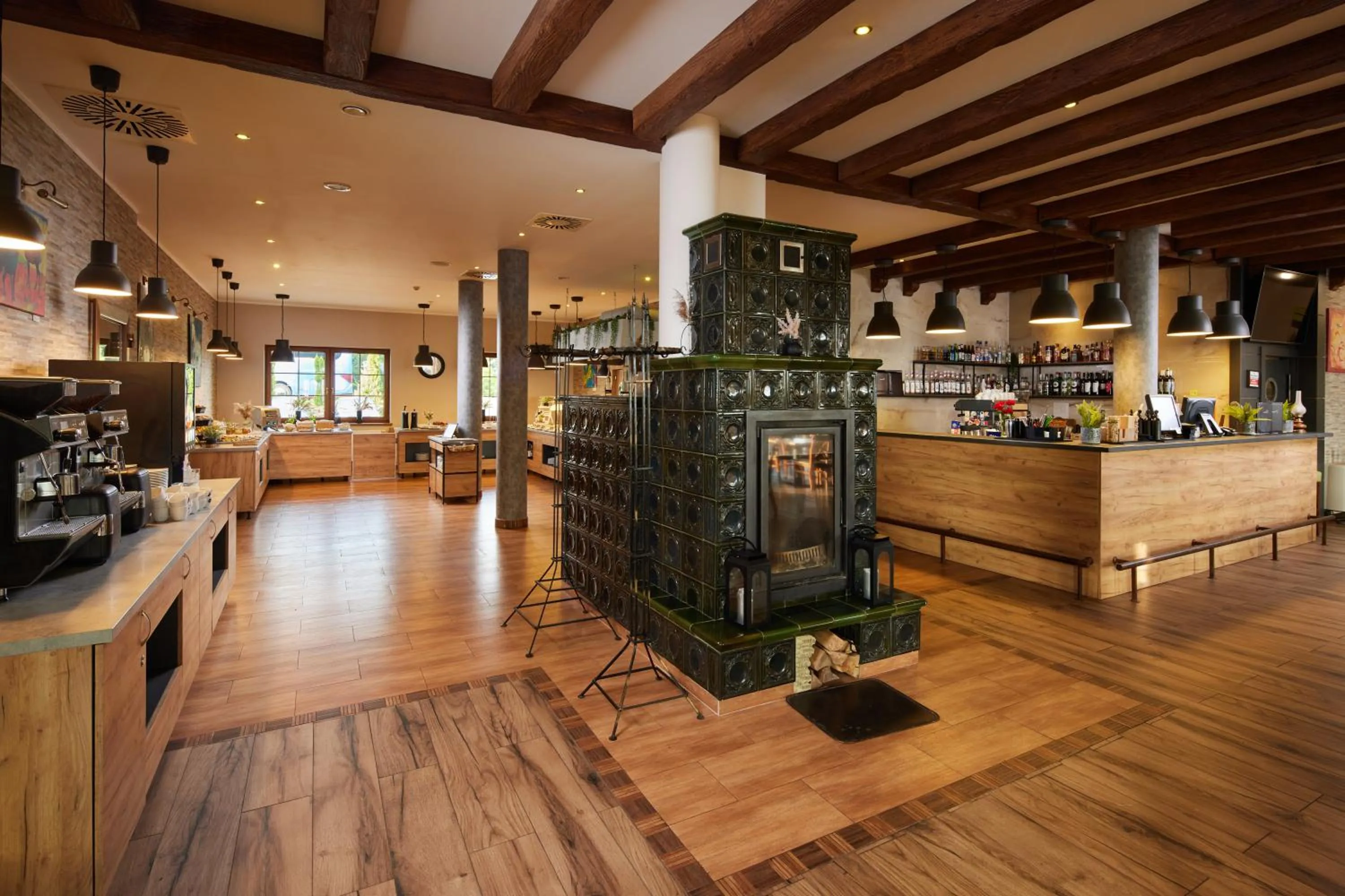 Restaurant/places to eat in Hotel Beskidzki Raj Medical SPA