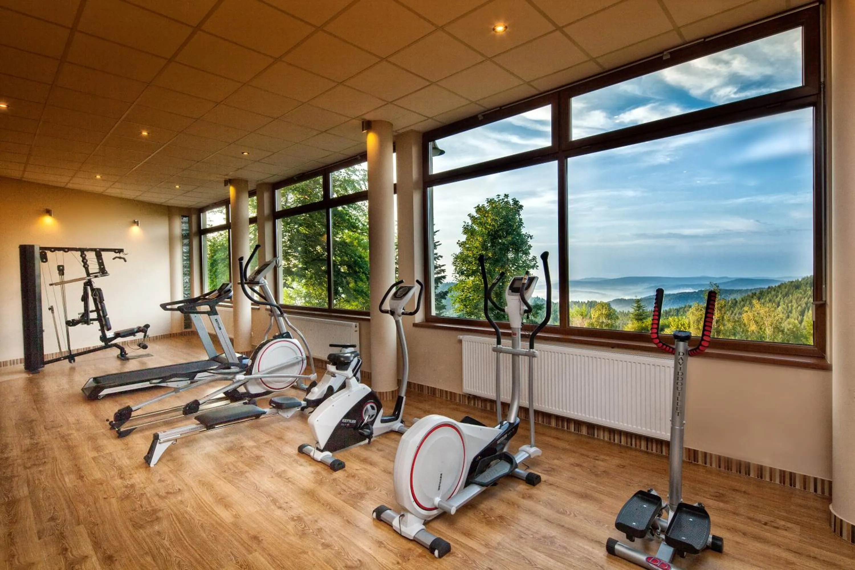 Fitness centre/facilities in Hotel Beskidzki Raj Medical SPA