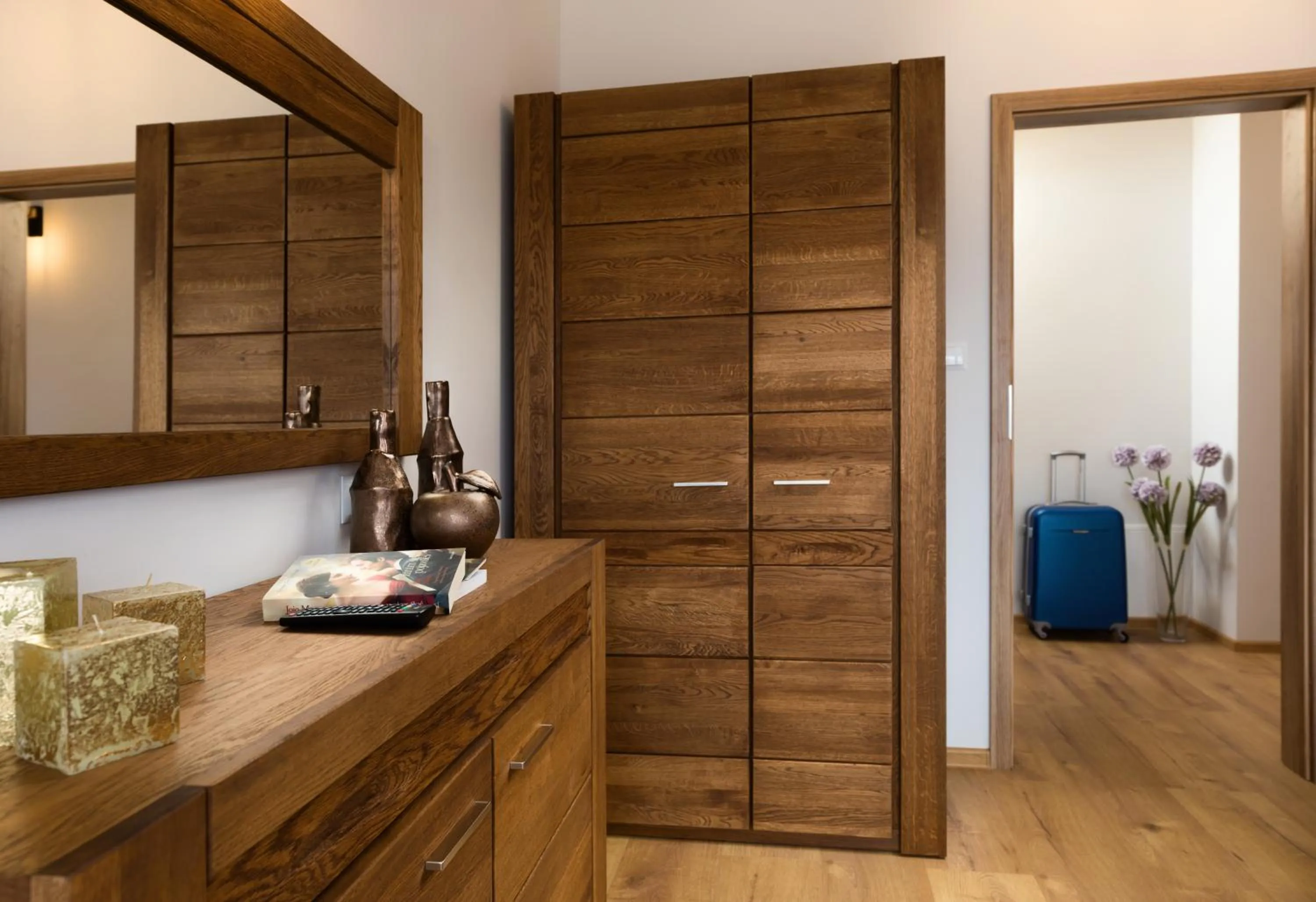 wardrobe in Hotel Beskidzki Raj Medical SPA