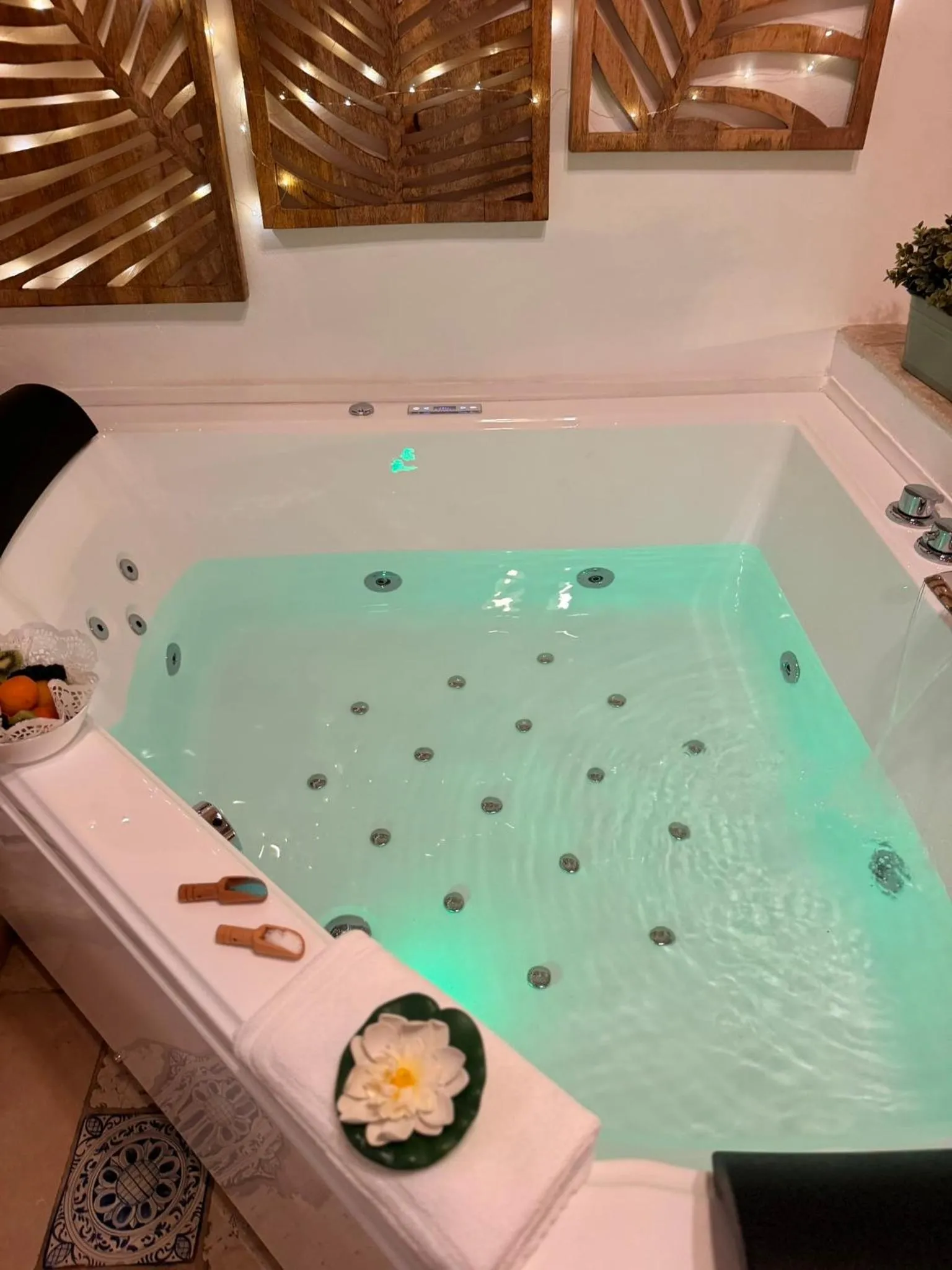 Hot Tub in B&B Casa Fiore