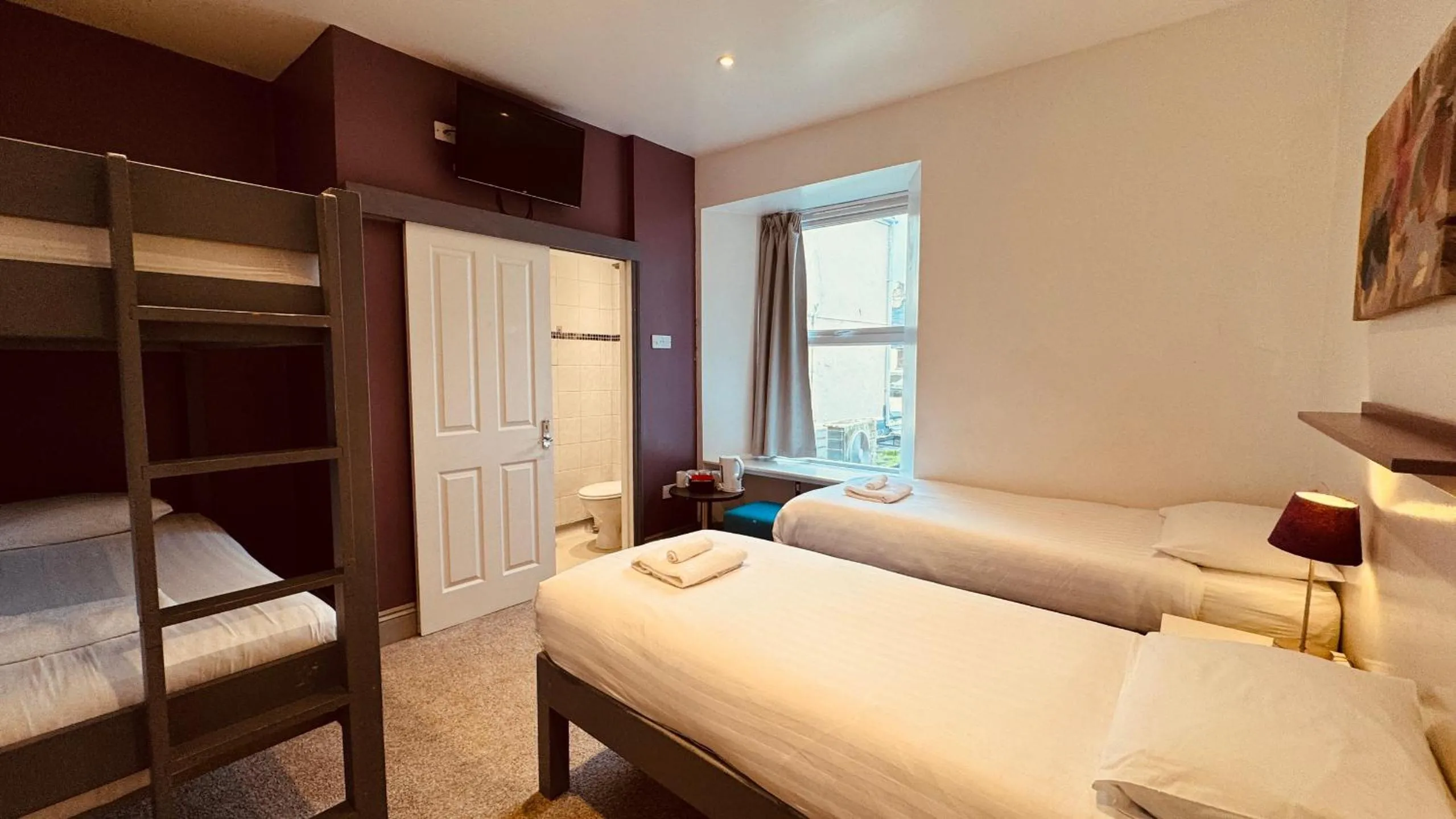 Bed in Town Lodge