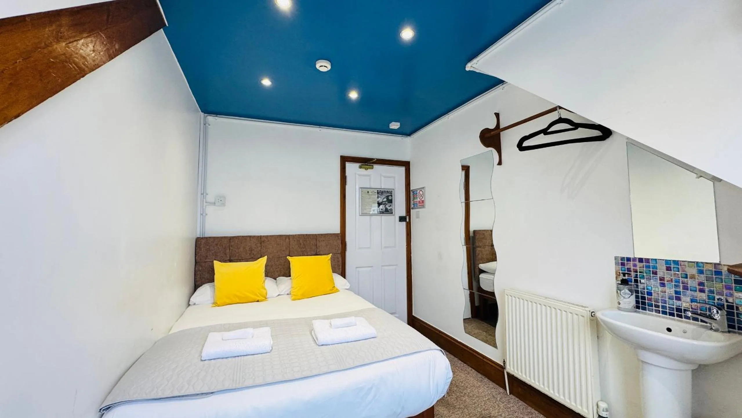 Bed in Town Lodge