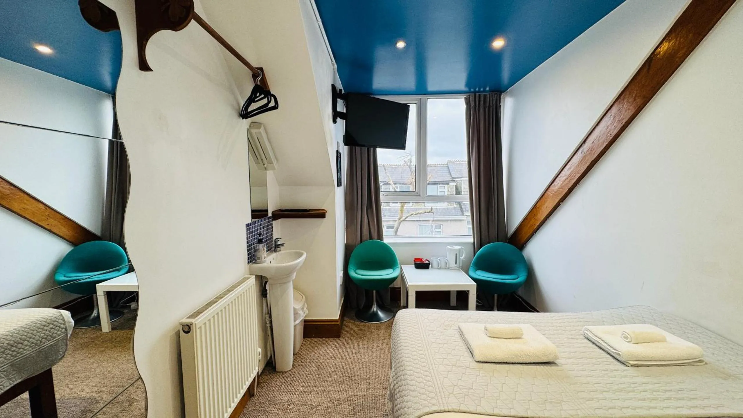 Bed in Town Lodge