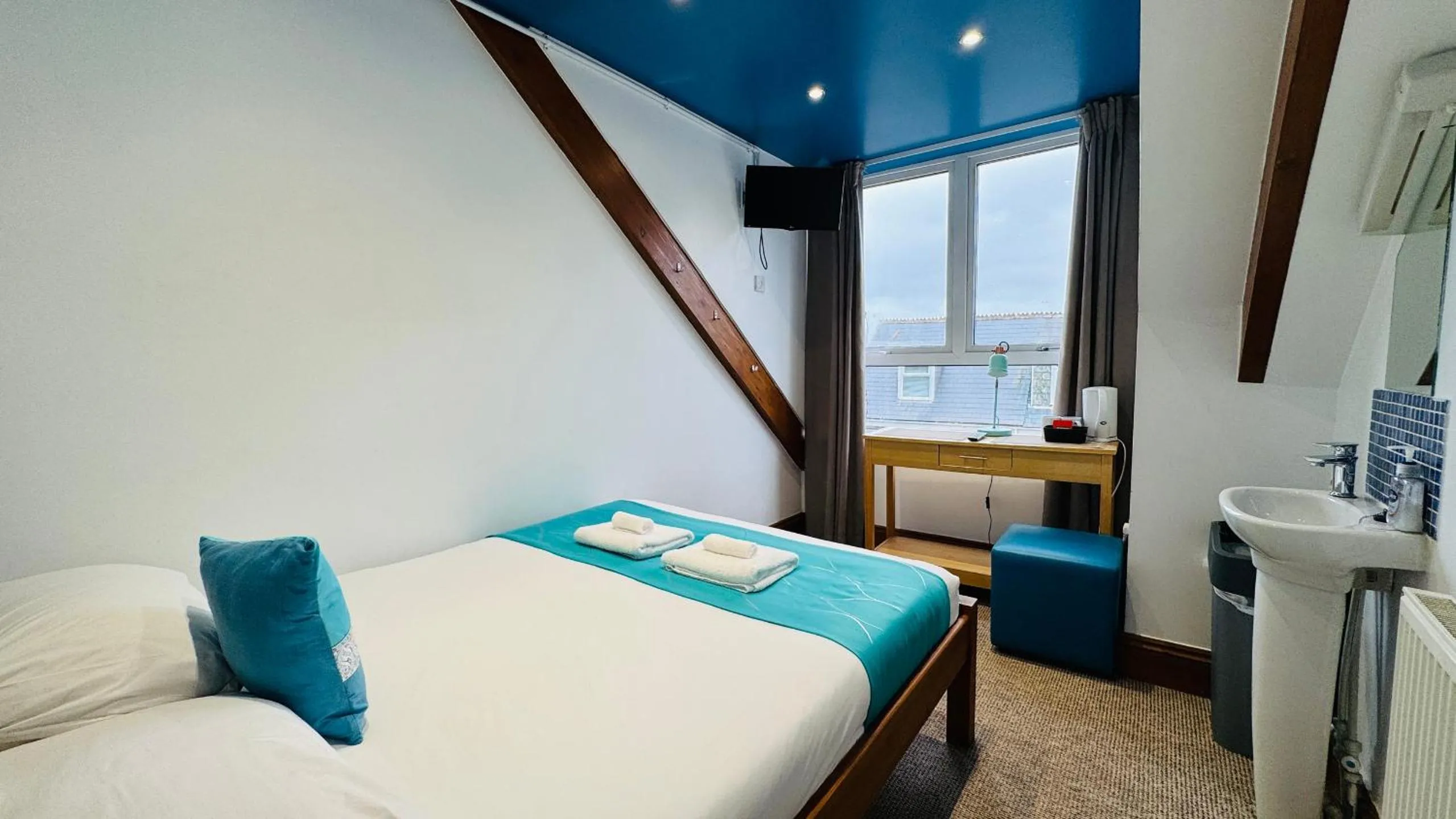 Bed in Town Lodge