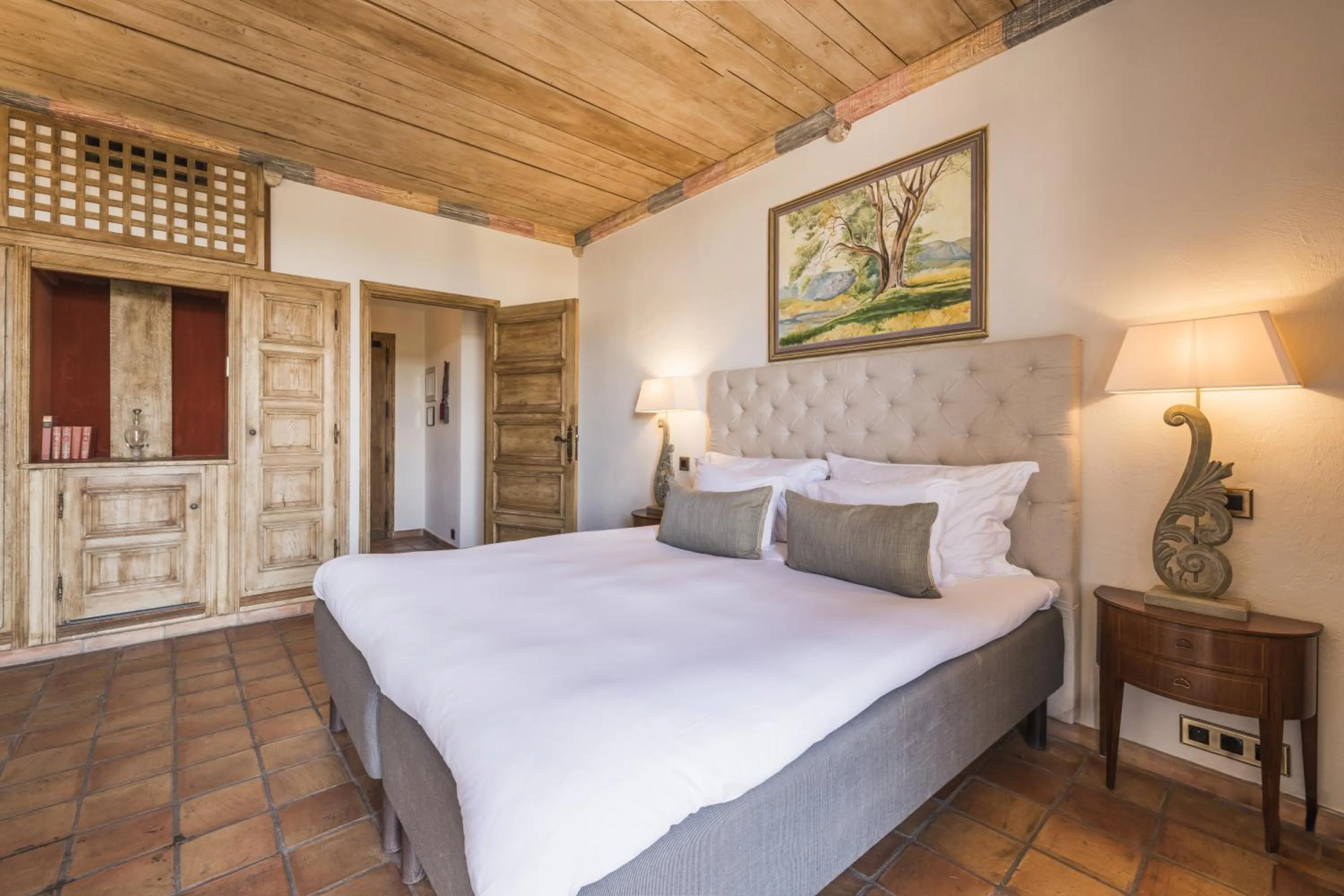 Bedroom, Bed in Château Le Cagnard