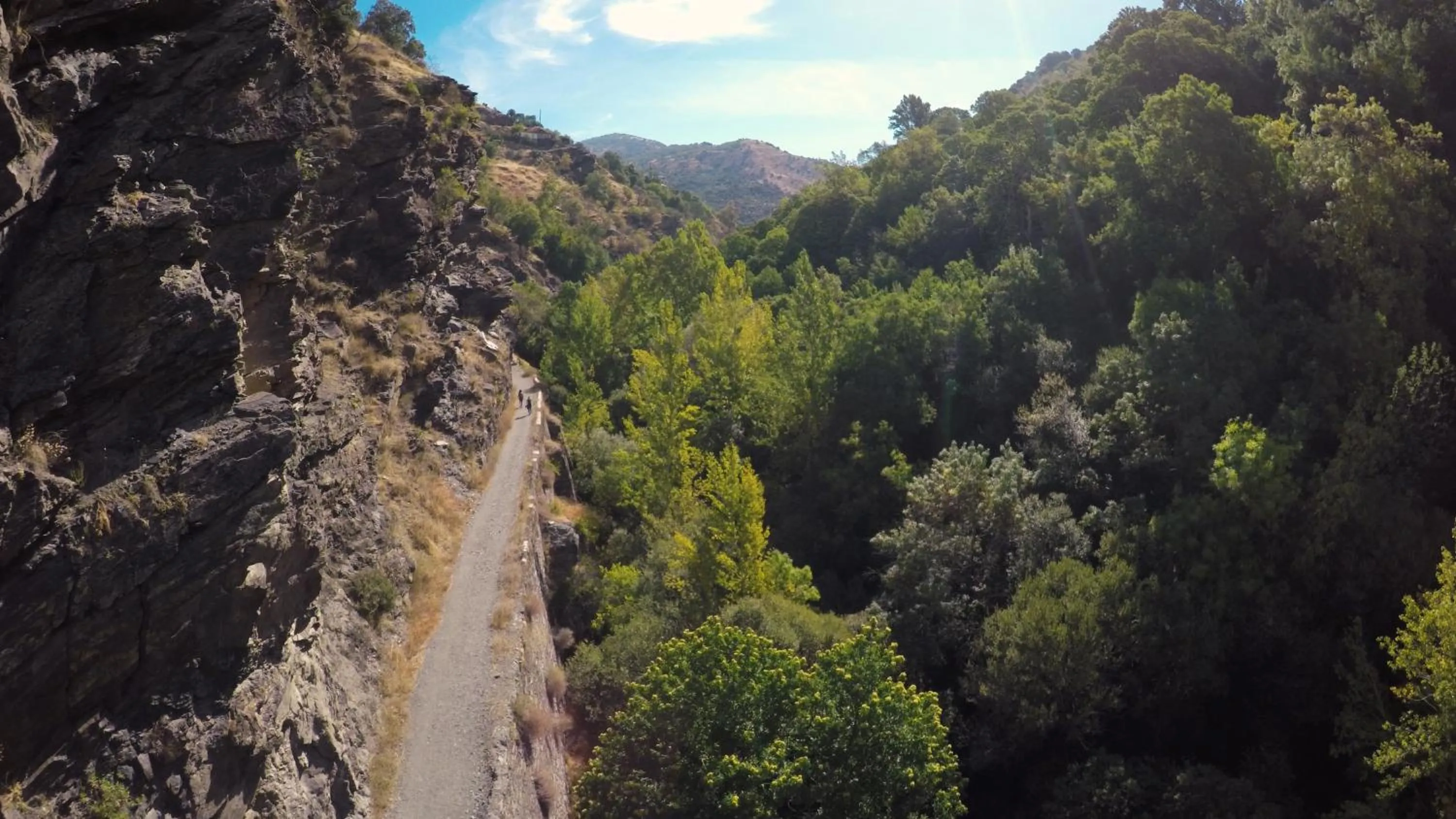Natural landscape in Casa Rural Arroyo de la Greda, your perfect base for activities in Sierra Nevada and Granada