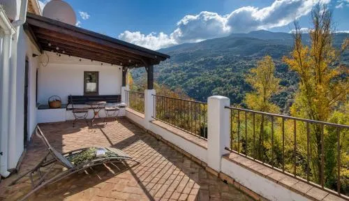Casa Rural Arroyo de la Greda, your perfect base for activities in Sierra Nevada and Granada
