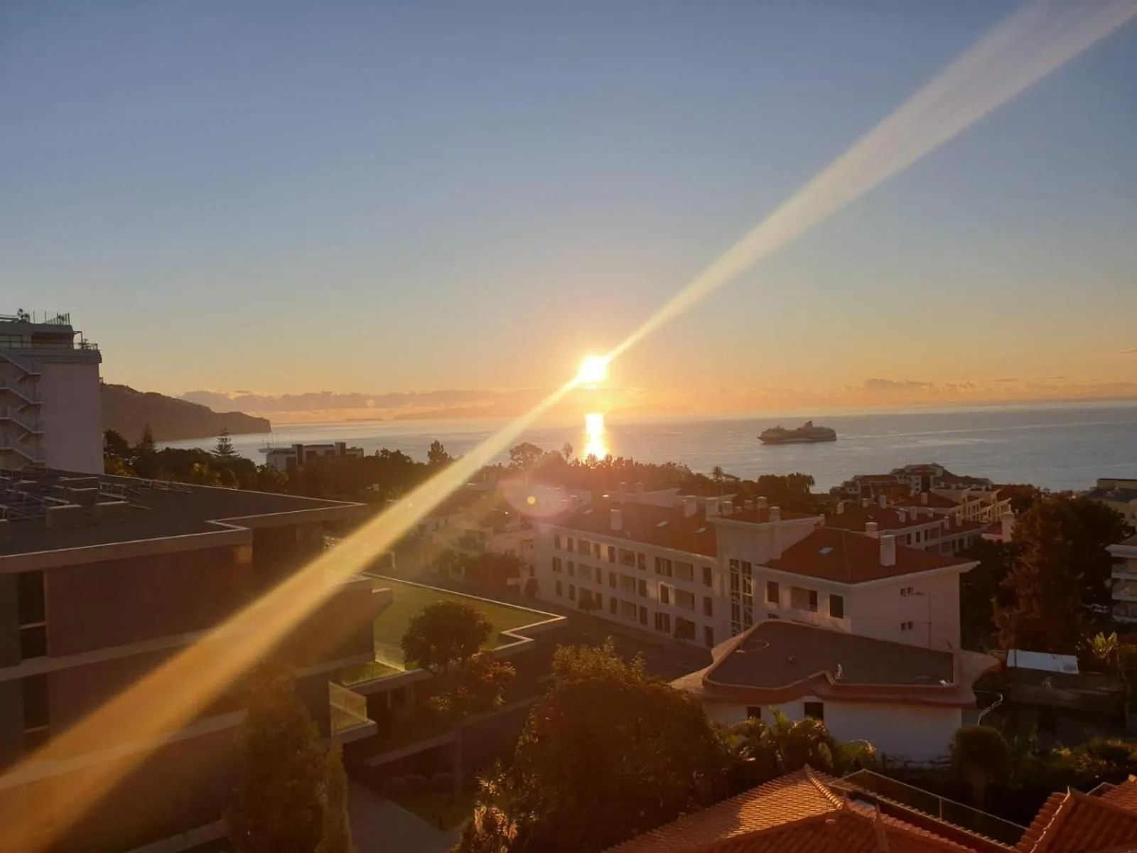 Sea view in GuestHouse Vila Lusitania