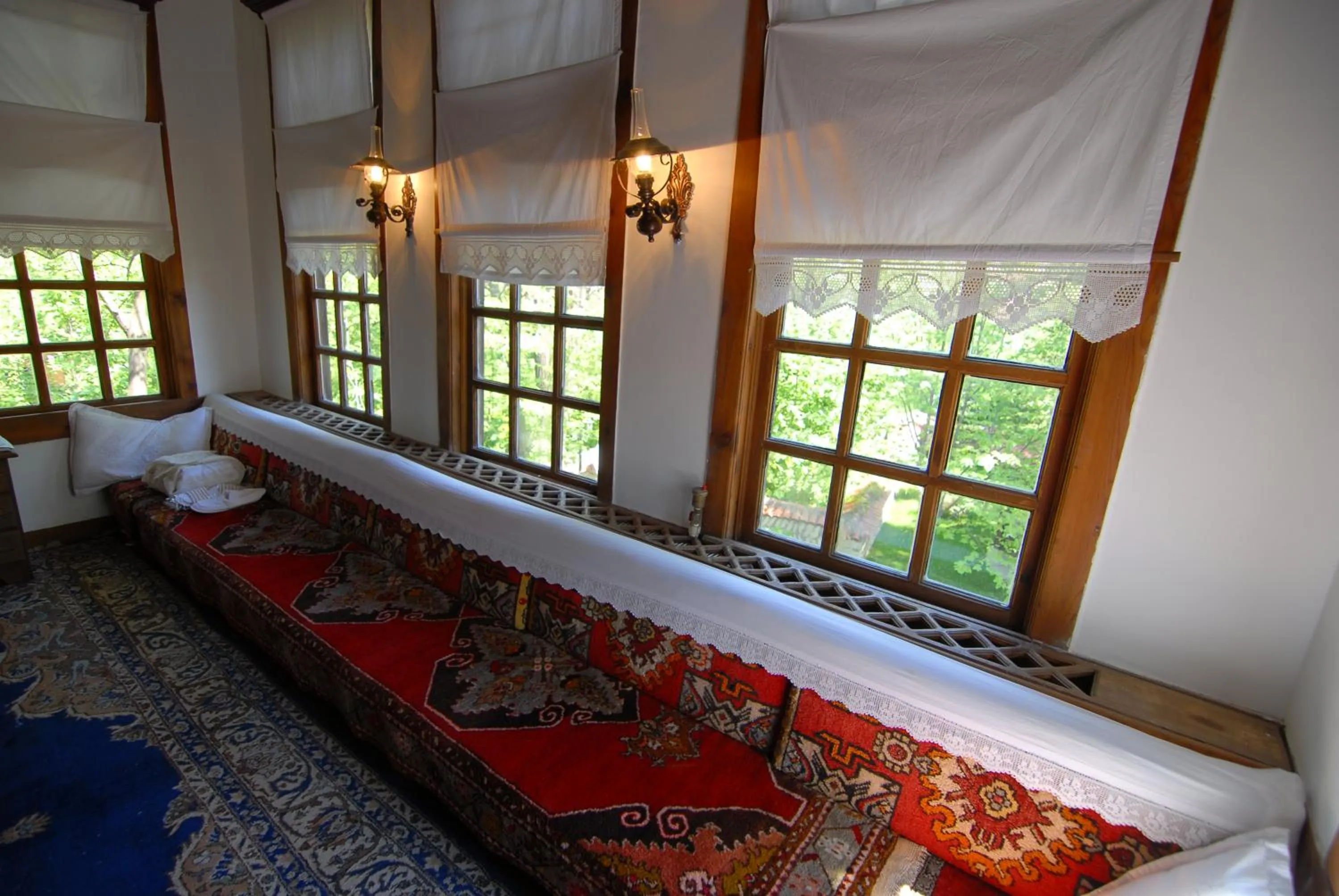 Seating area, Bed in Mehves Hanim Konagi