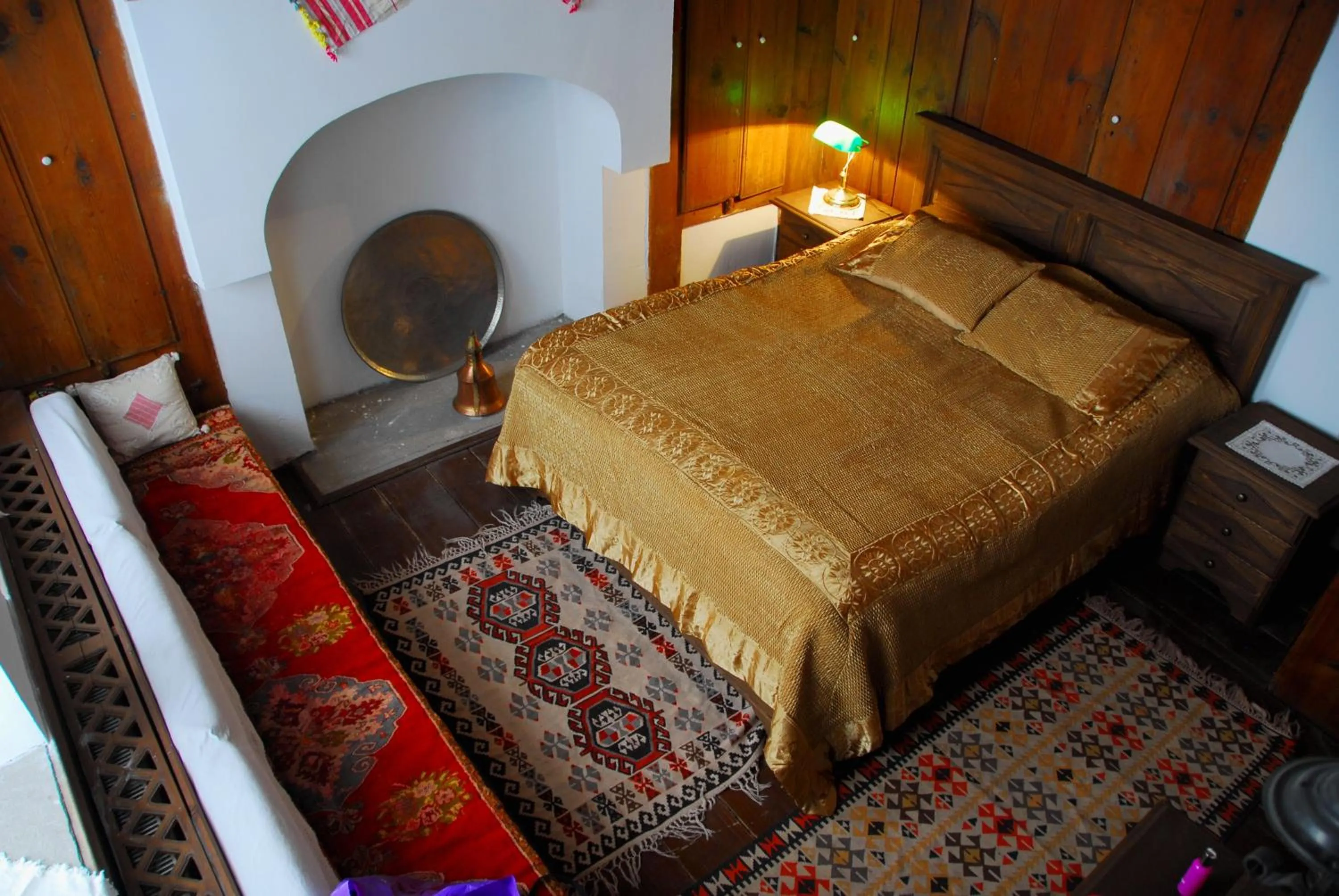 Bed in Mehves Hanim Konagi