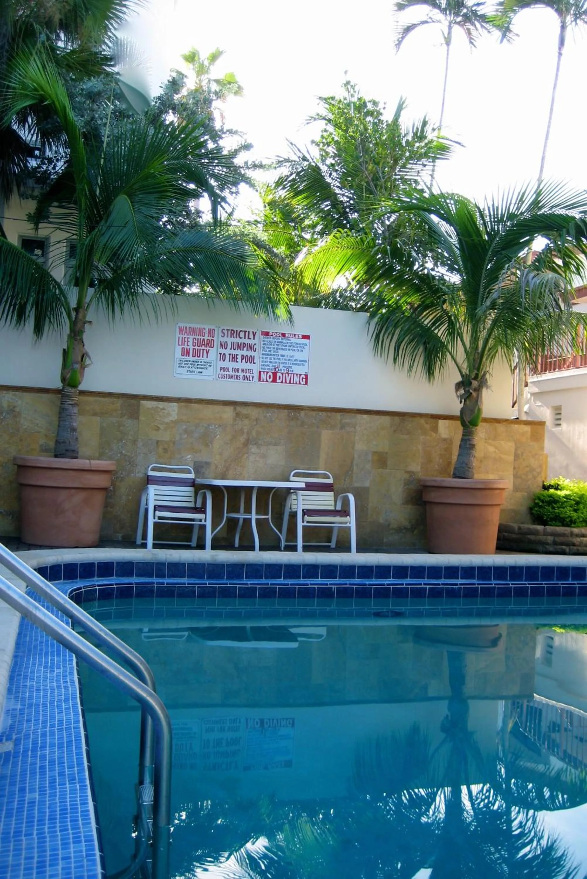 Swimming pool in Surf Side Resort