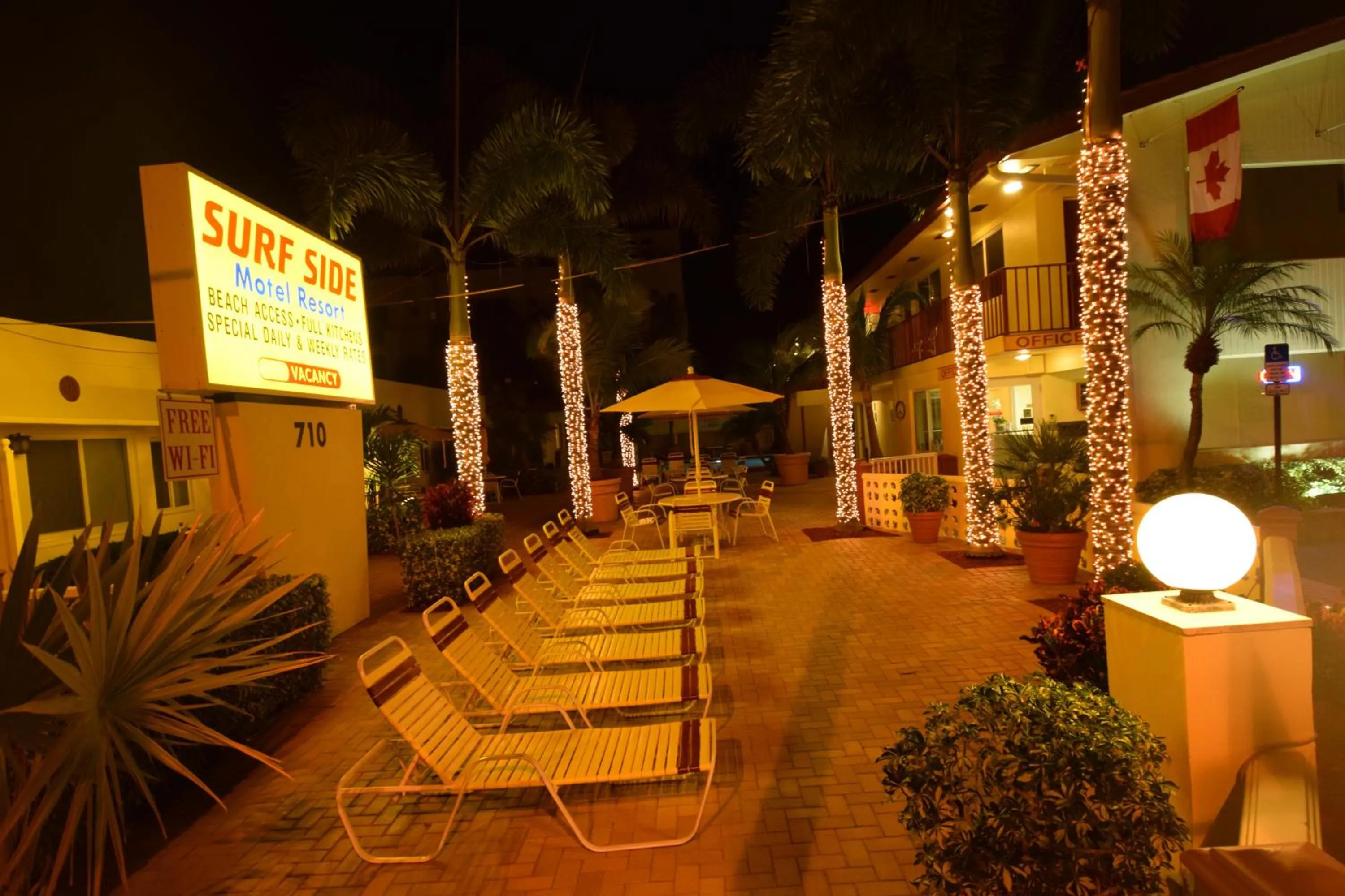 Facade/entrance in Surf Side Resort