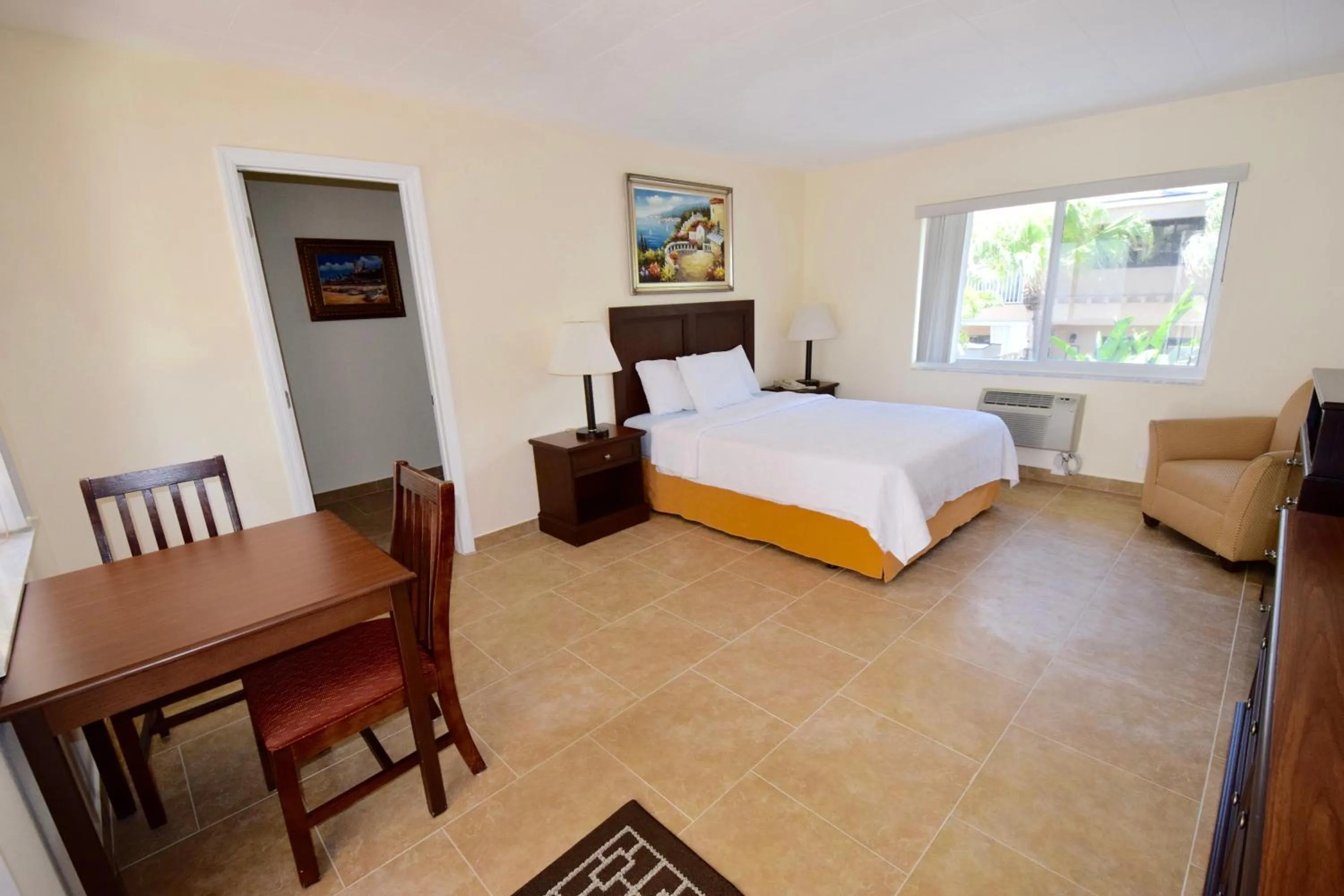 Photo of the whole room, Bed in Surf Side Resort