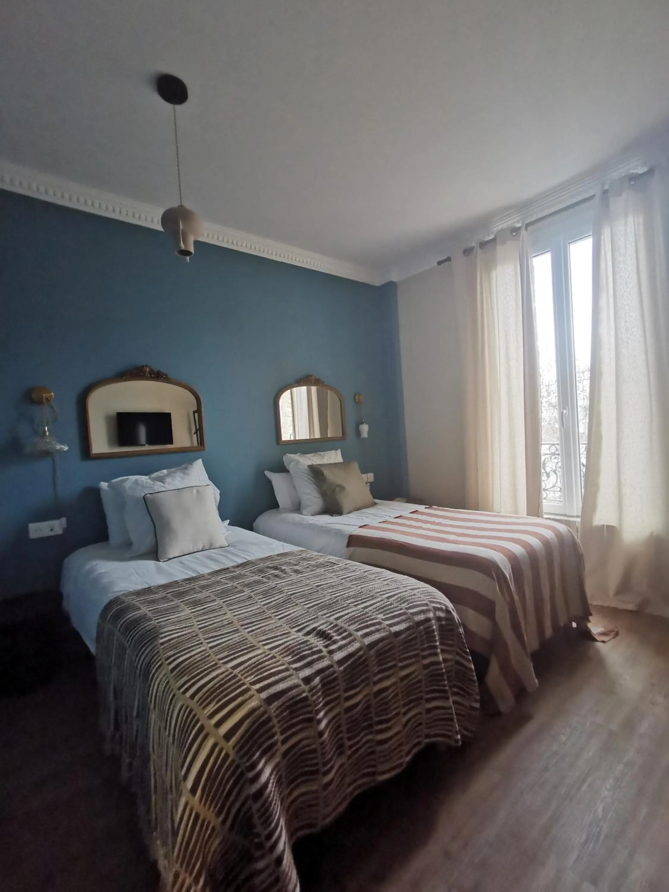 Bed in Le Grand Albert 1er