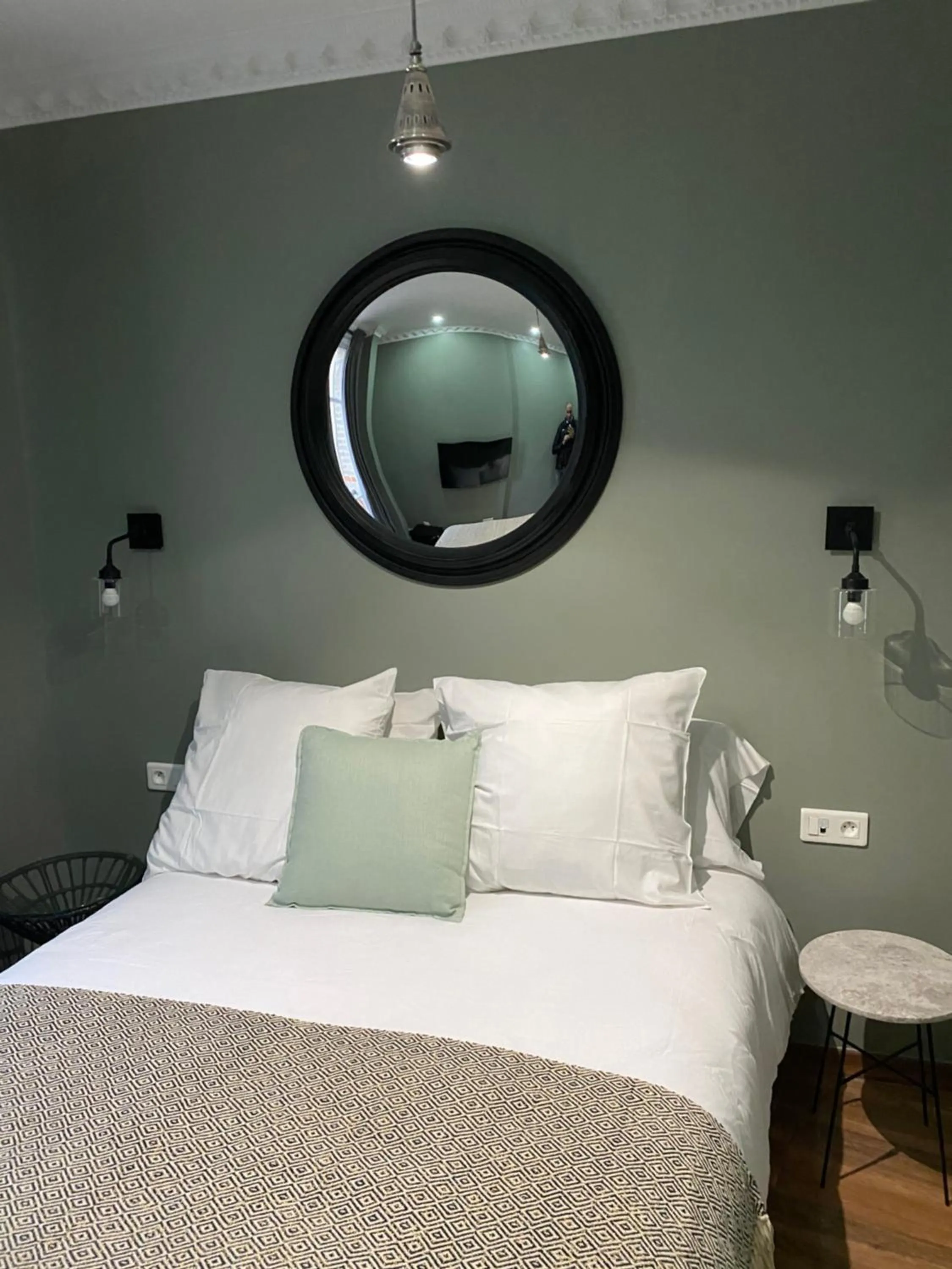 Bed in Le Grand Albert 1er