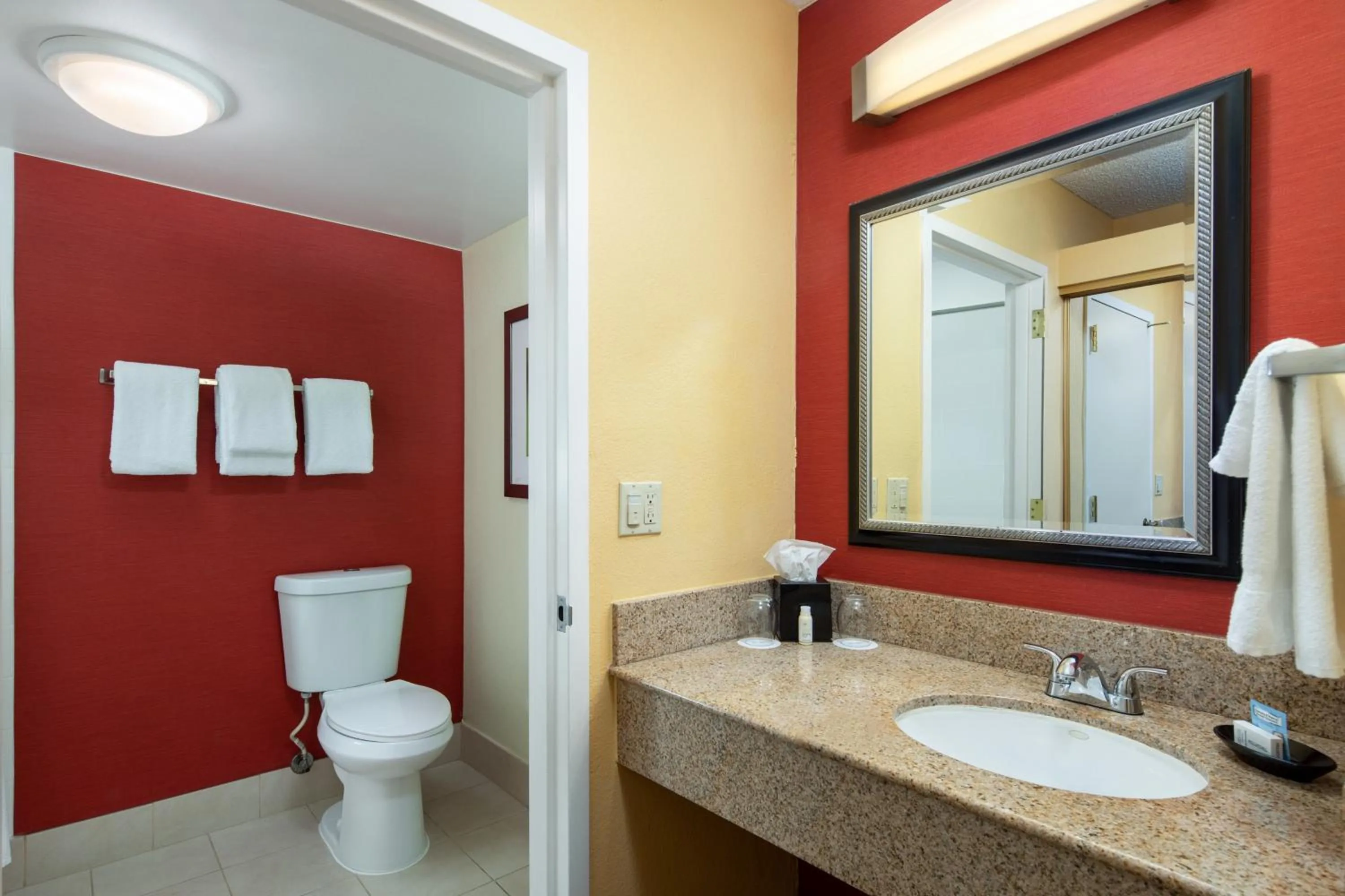 Bathroom in Courtyard by Marriott San Diego Sorrento Valley