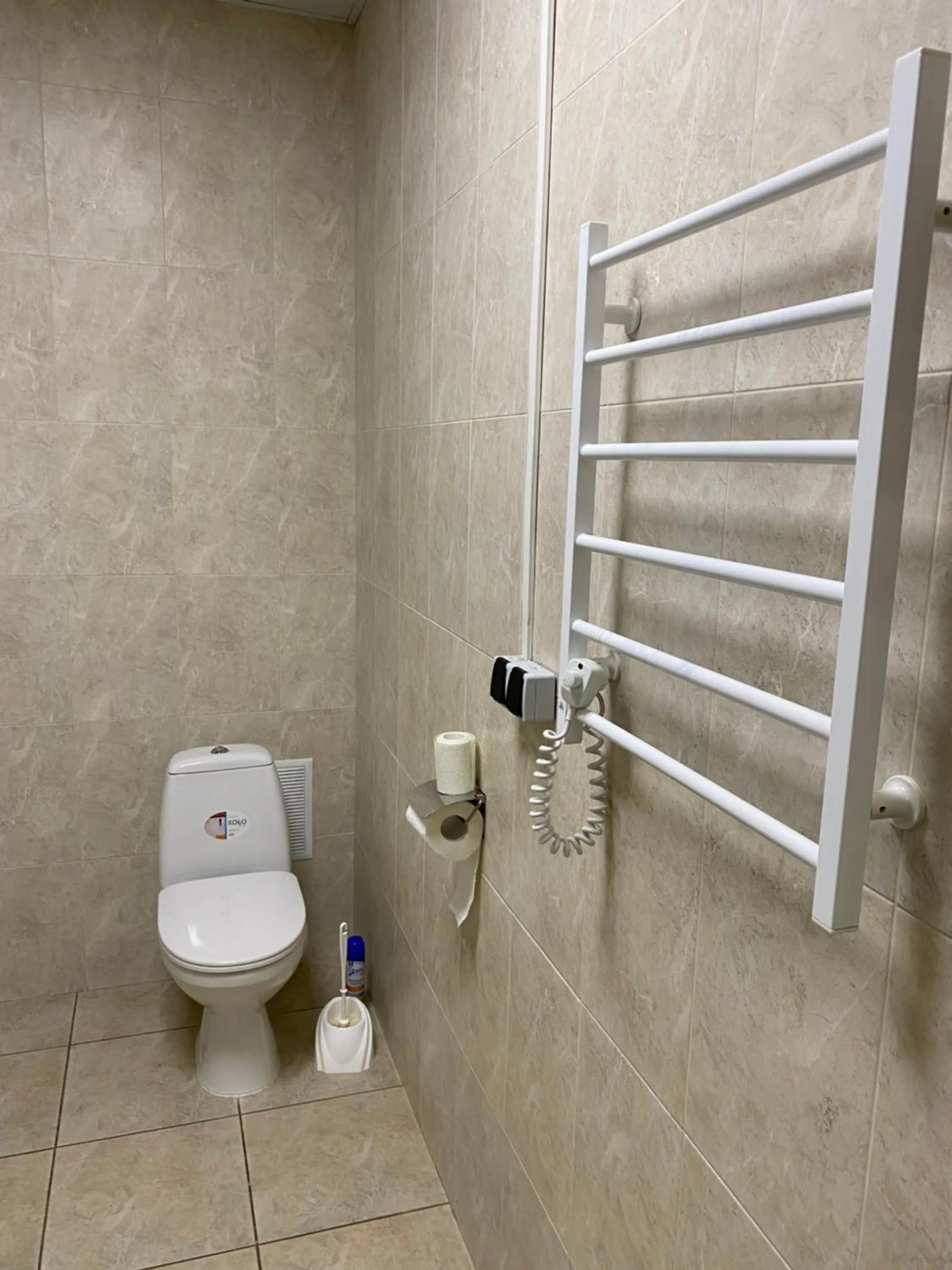Shower in Hotel Obolon-Arena