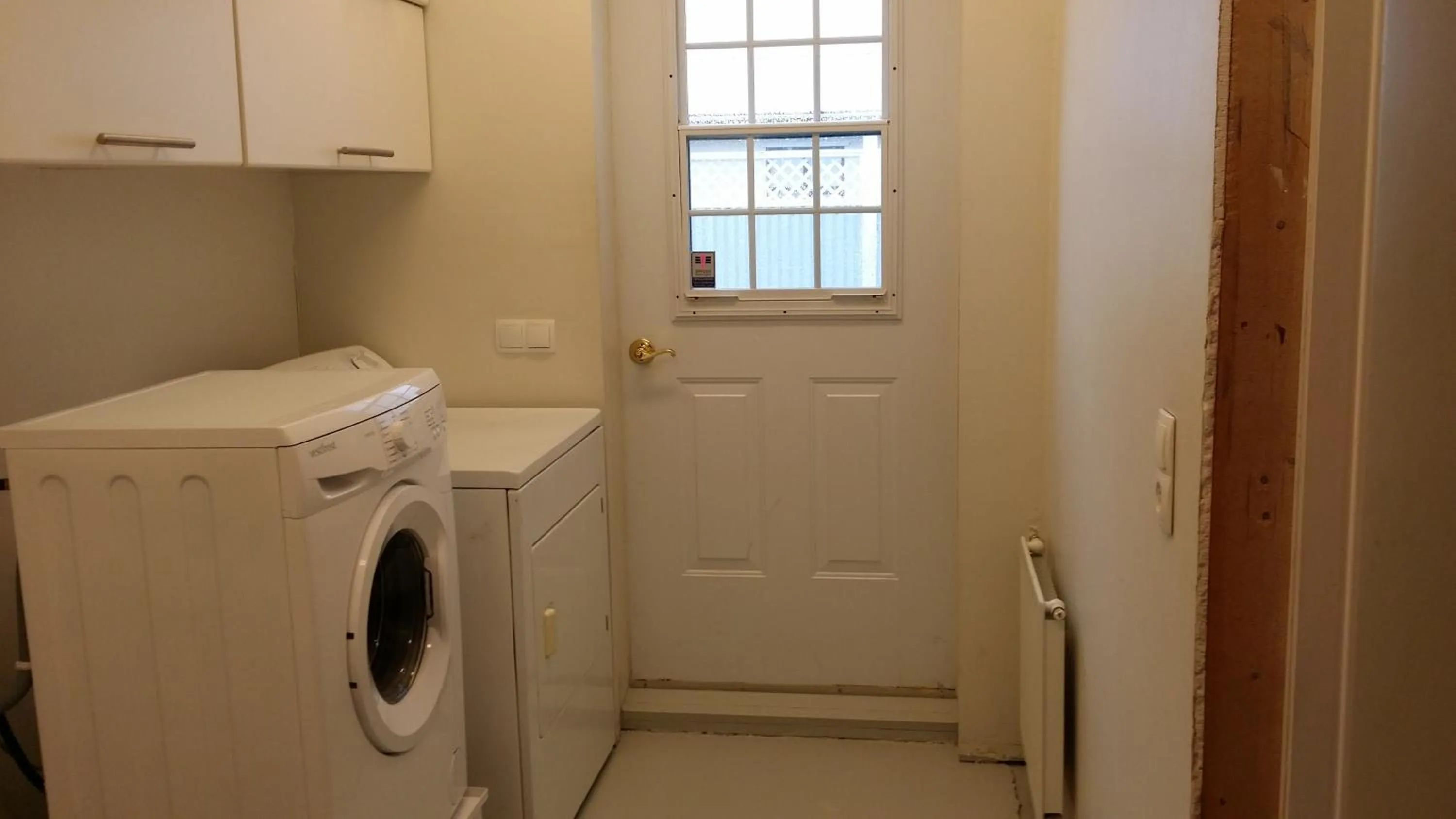 washing machine in Ocean Front Villa