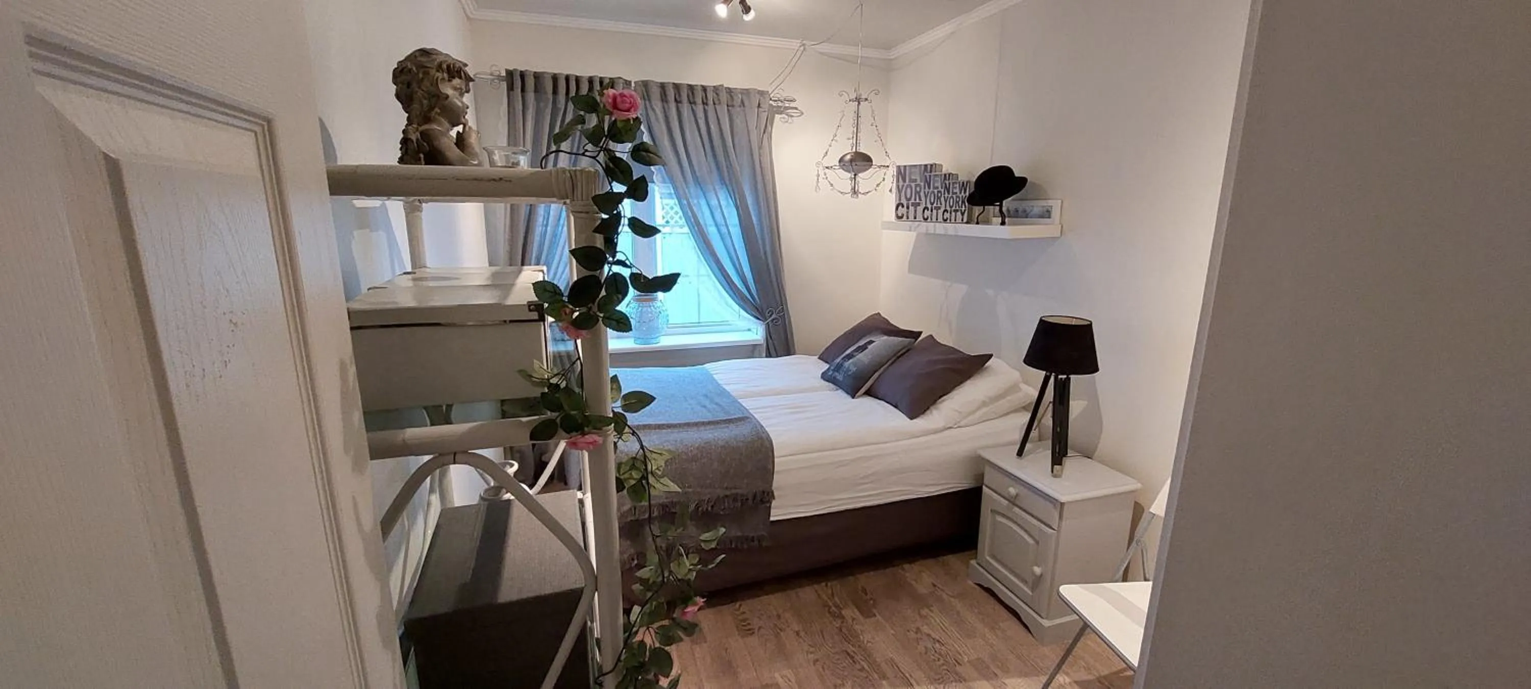 Bedroom, Bed in Ocean Front Villa