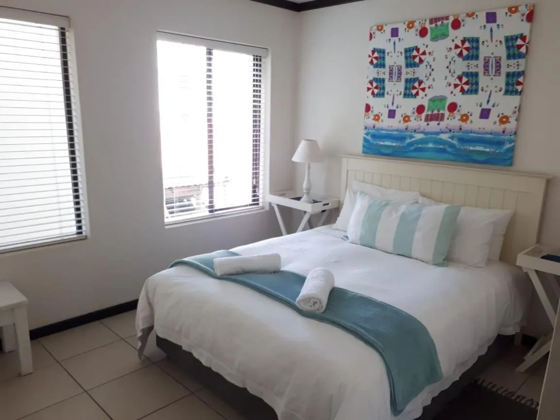 Bed in Stay at Santini Village