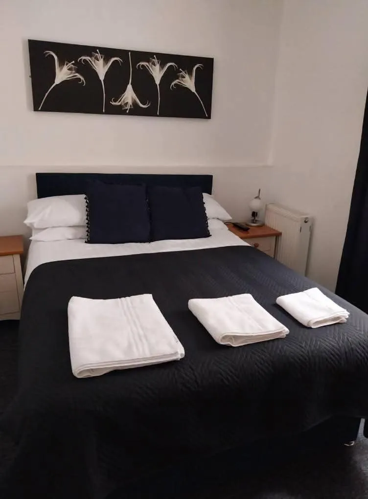 Bed in Delamere Hotel