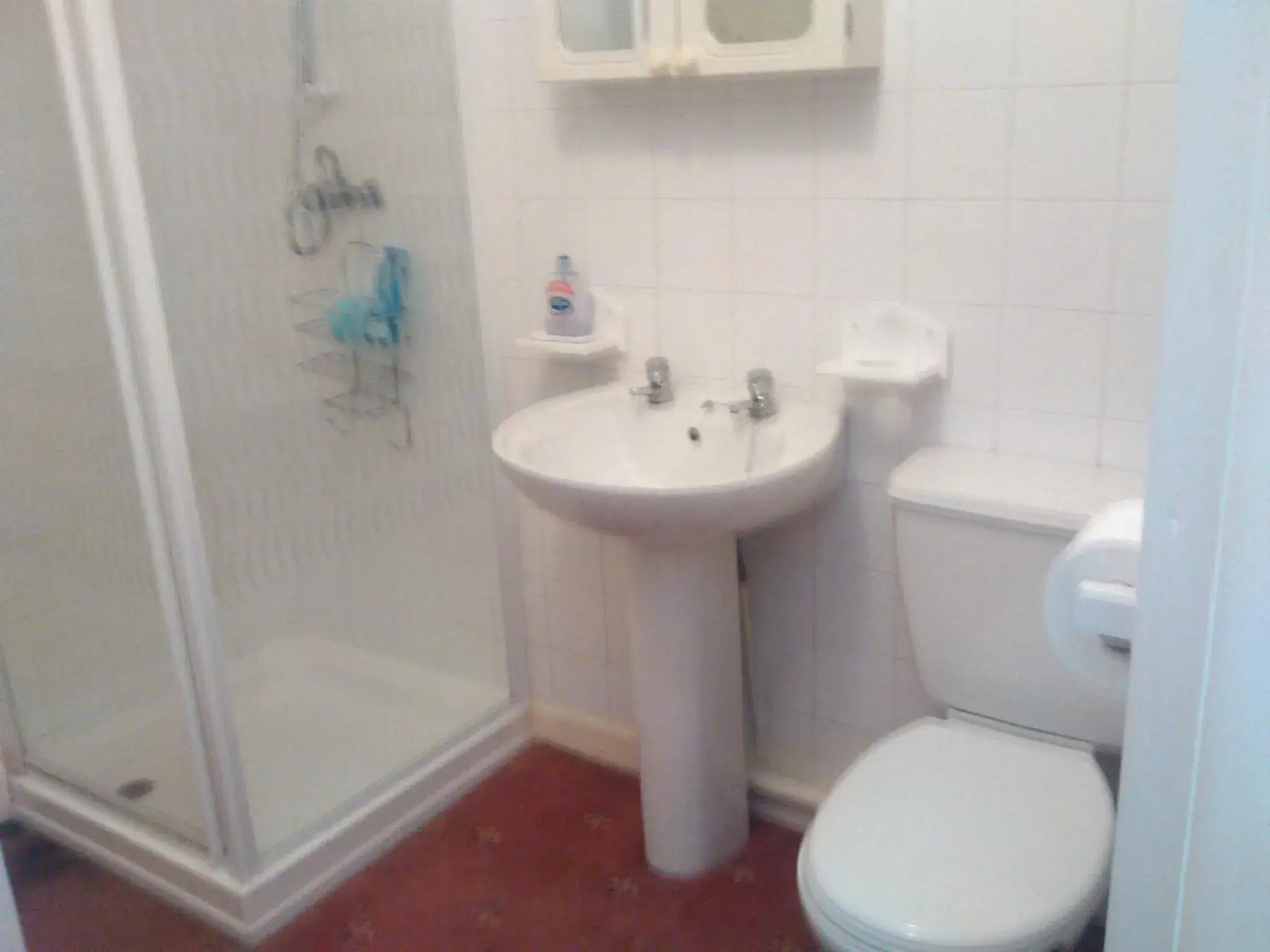 Family Room with Private Bathroom in Delamere Hotel Family Room with Private Bathroom in Delamere Hotel