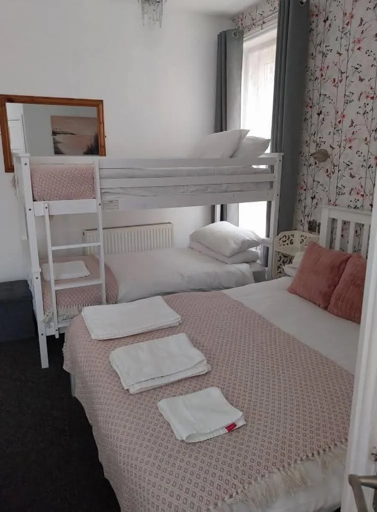 Bed in Delamere Hotel