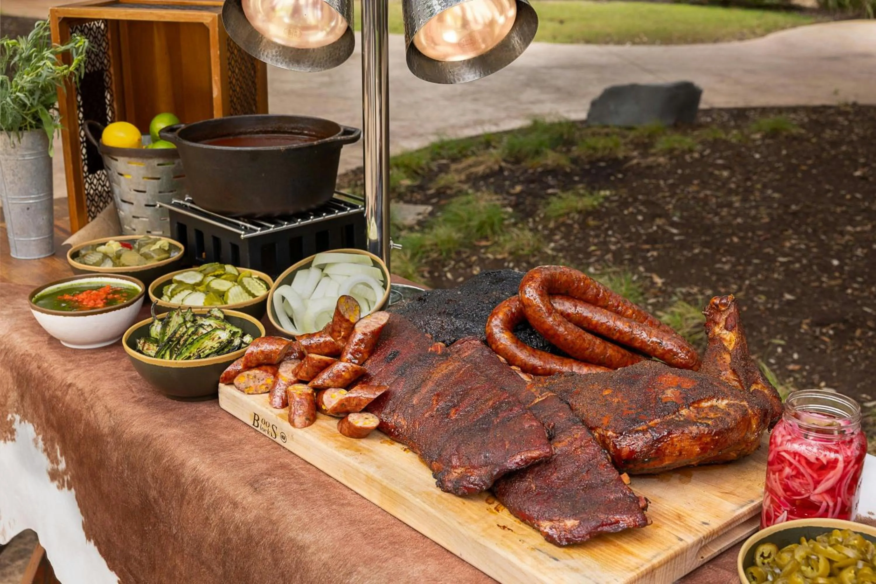 Lounge or bar in JW Marriott San Antonio Hill Country Resort & Spa