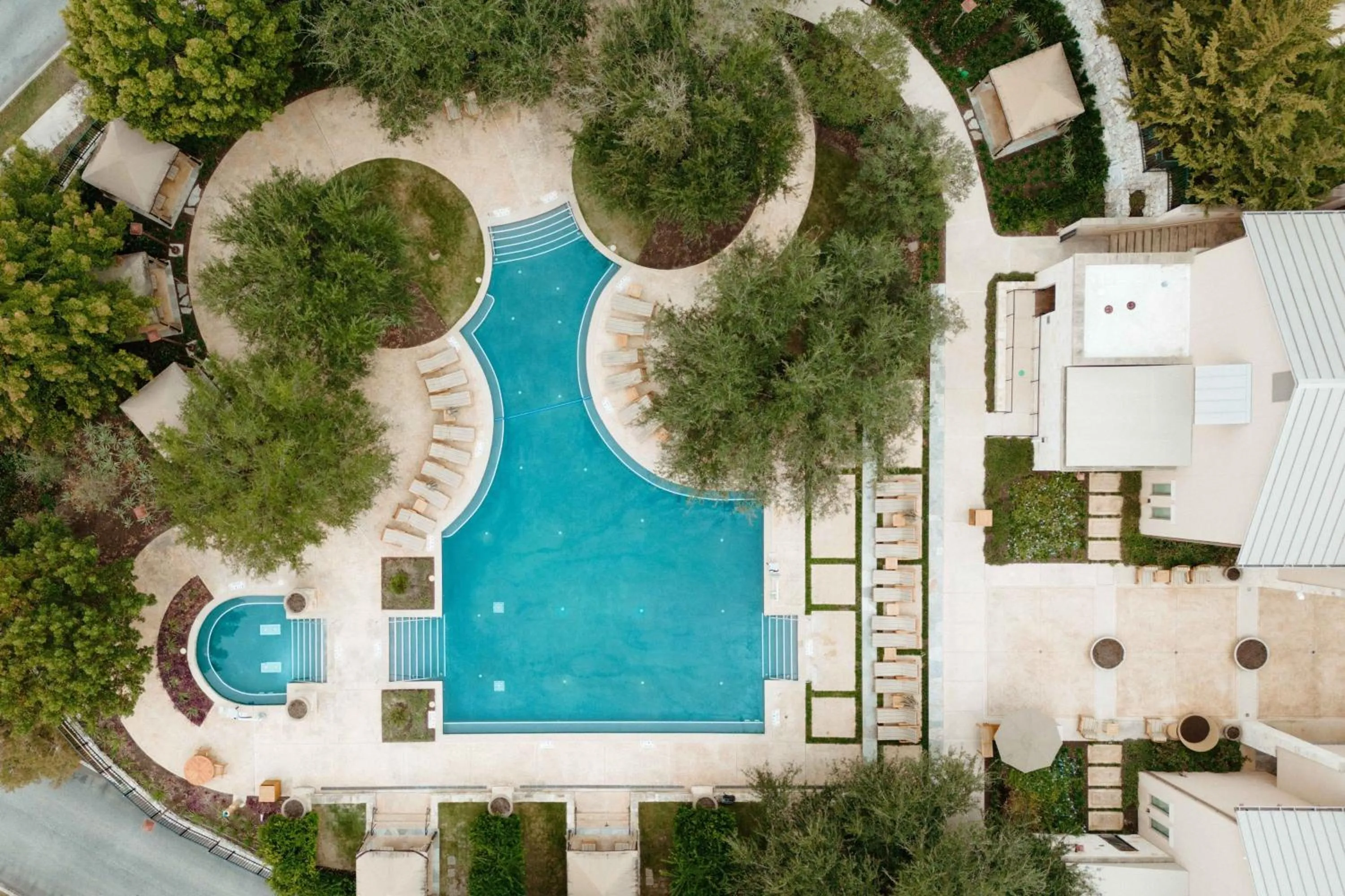 Swimming pool in JW Marriott San Antonio Hill Country Resort & Spa