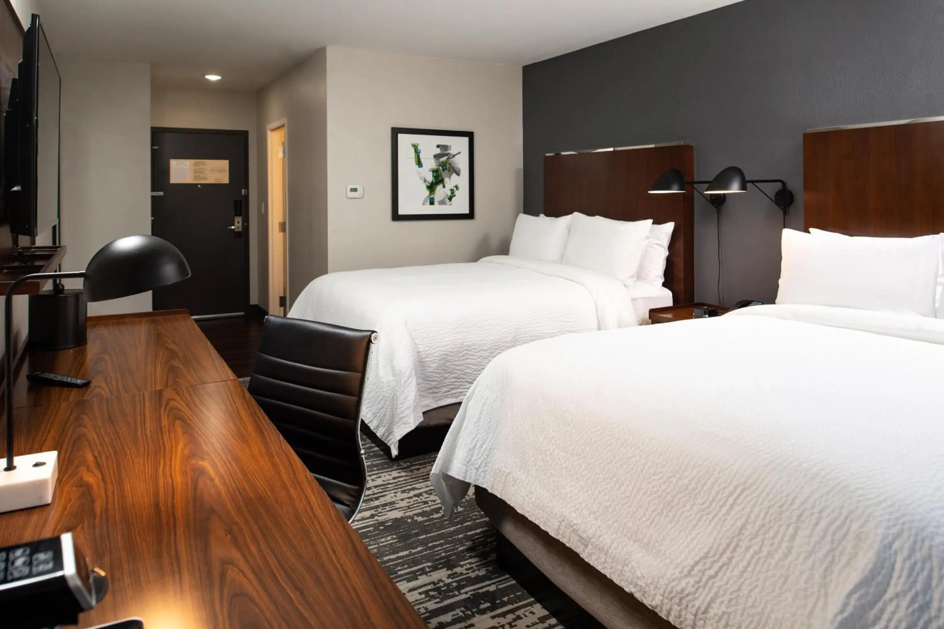 Double Queen Room in Four Points by Sheraton Omaha Midtown Double Queen Room in Four Points by Sheraton Omaha Midtown
