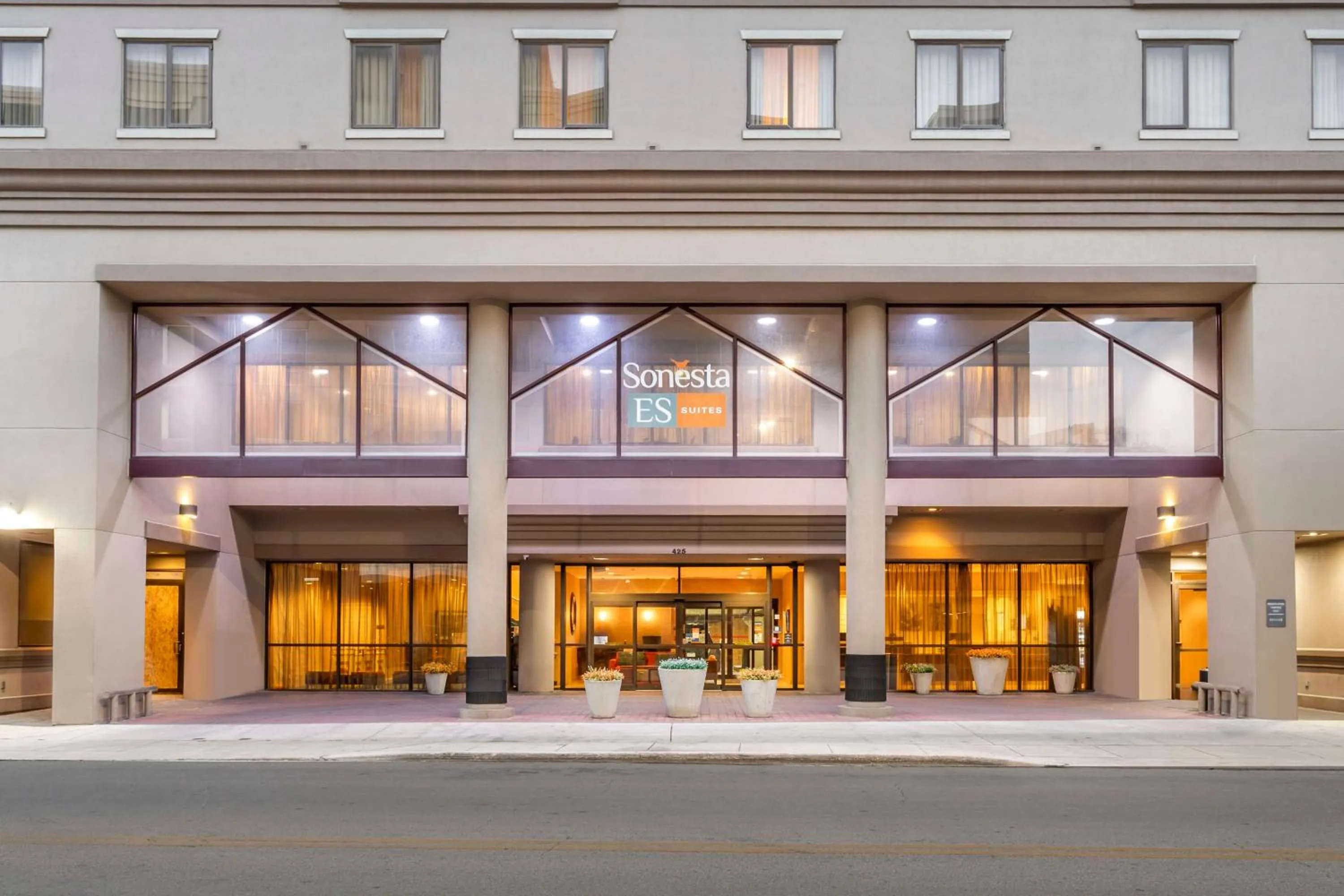 Property building in Sonesta ES Suites San Antonio Downtown Alamo Plaza - Newly Renovated