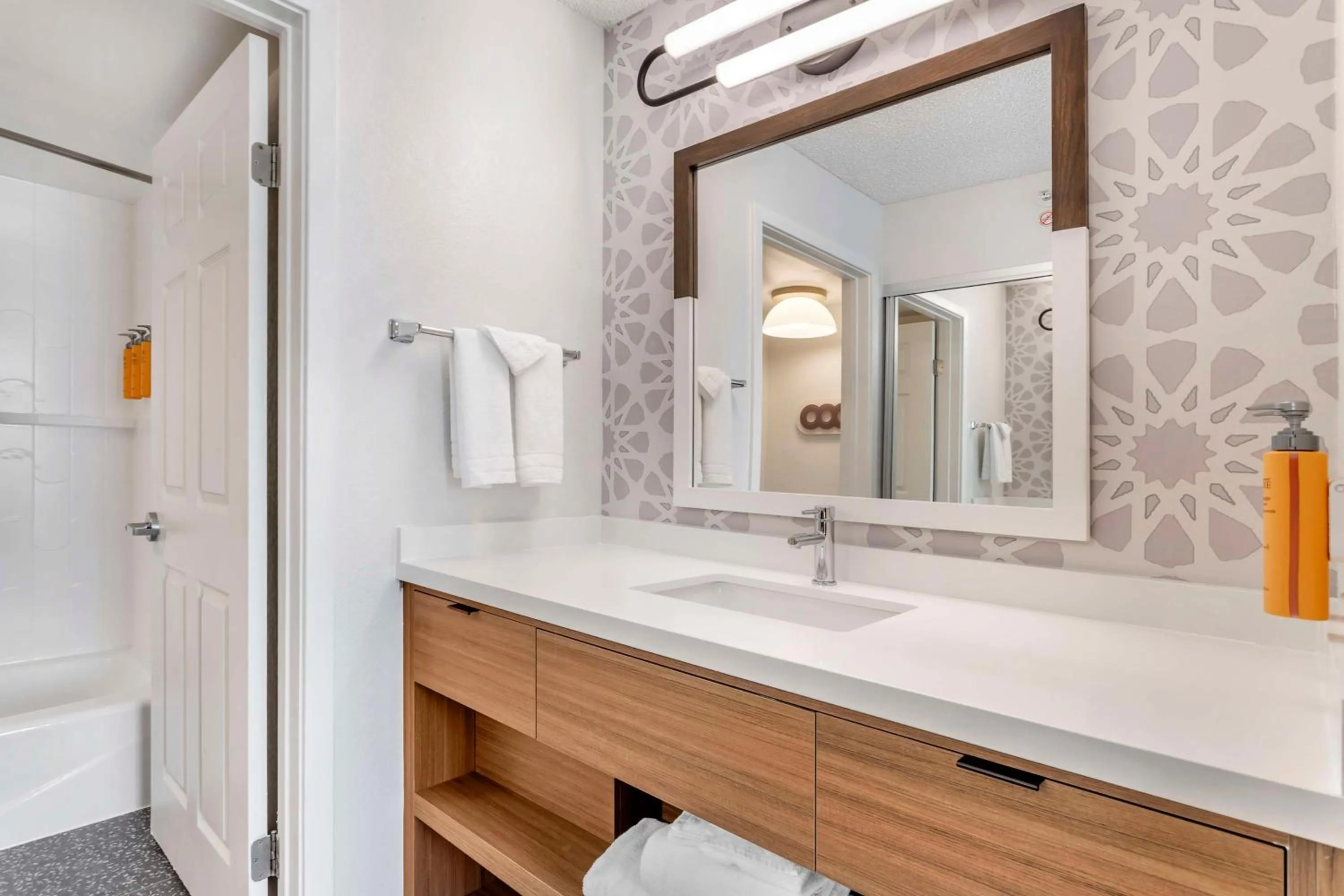 Bathroom in Sonesta ES Suites San Antonio Downtown Alamo Plaza - Newly Renovated
