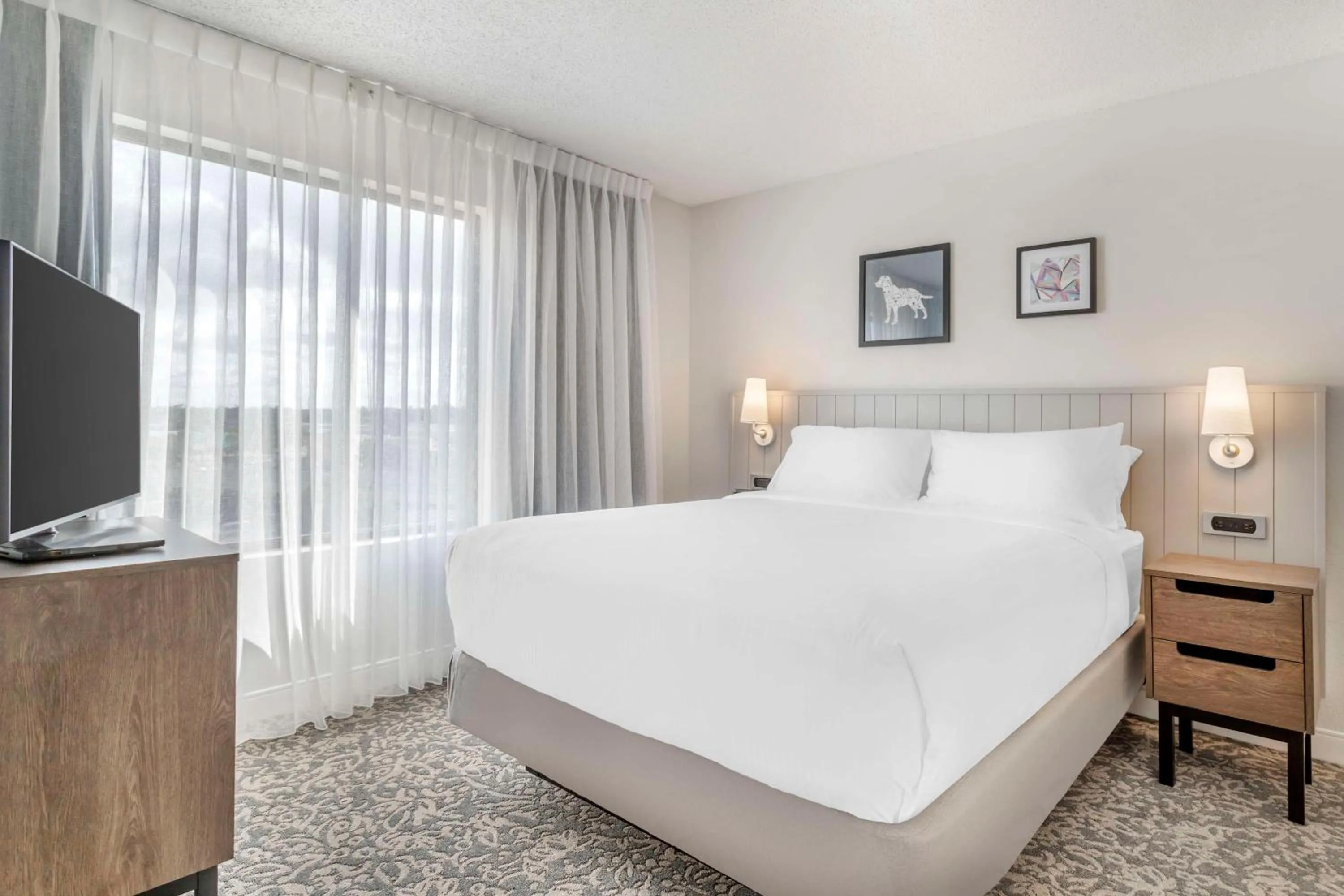 Bedroom, Bed in Sonesta ES Suites San Antonio Downtown Alamo Plaza - Newly Renovated