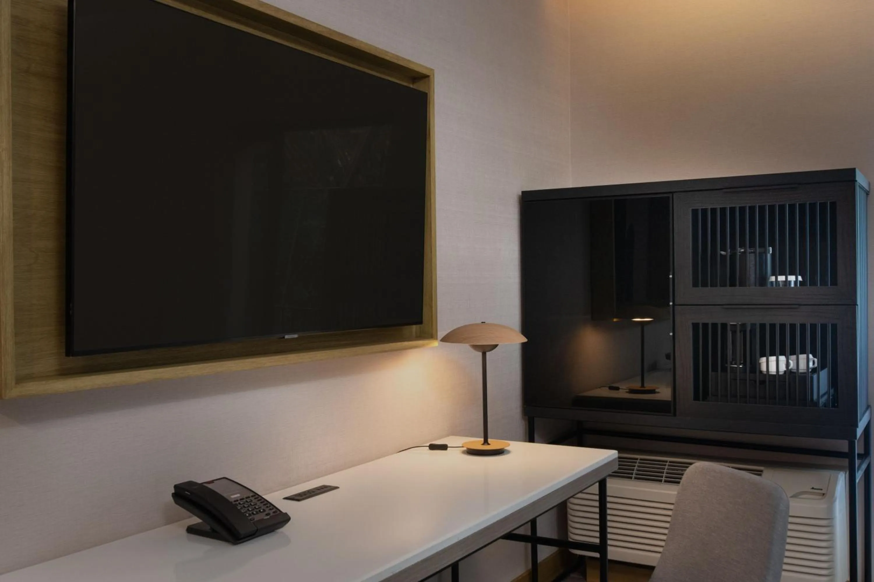 Photo of the whole room in Courtyard by Marriott Santo Domingo