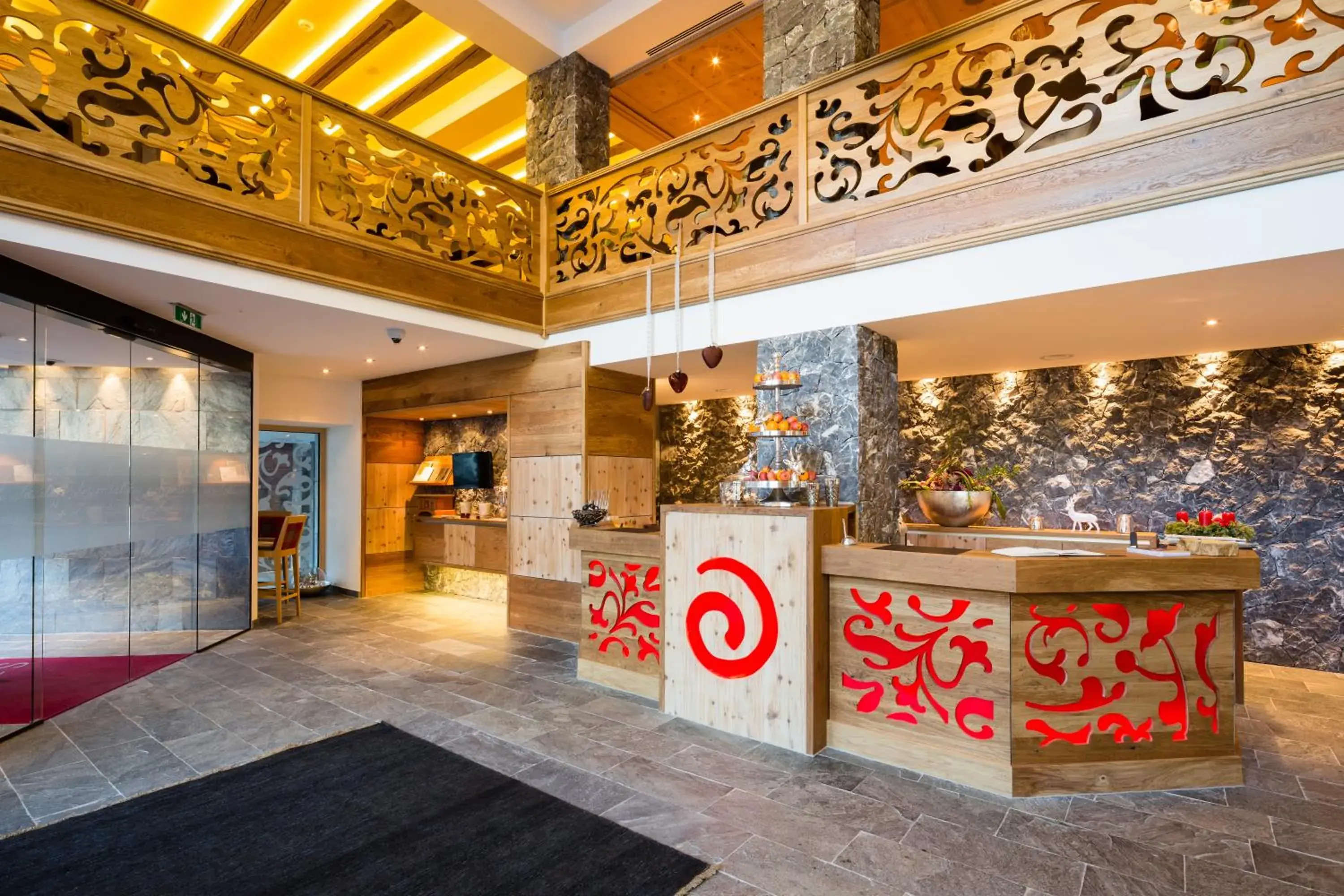 Lobby or reception in Hotel Solaria Ischgl - 4 superior