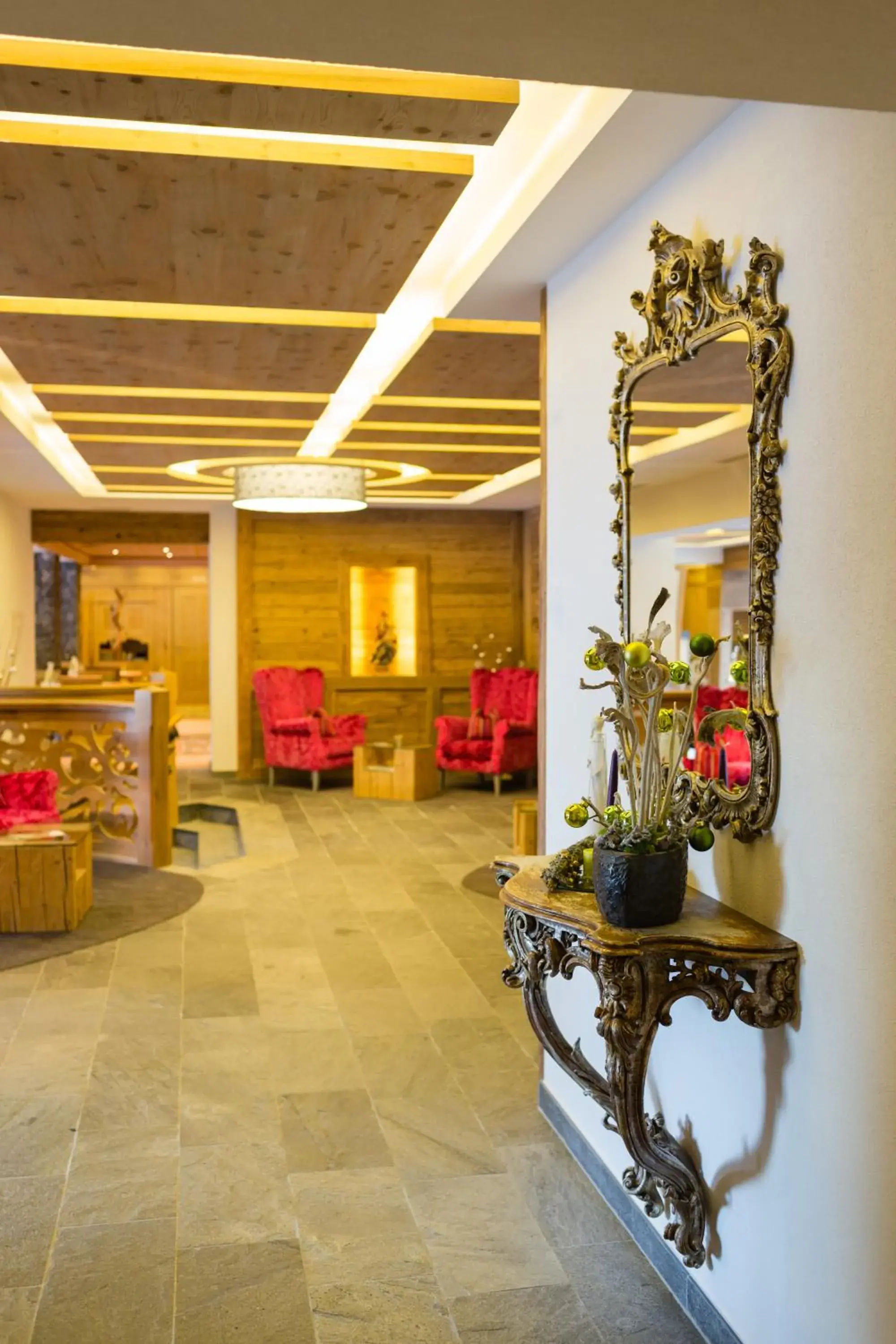 Decorative detail, Lobby/Reception in Hotel Solaria Ischgl - 4 superior