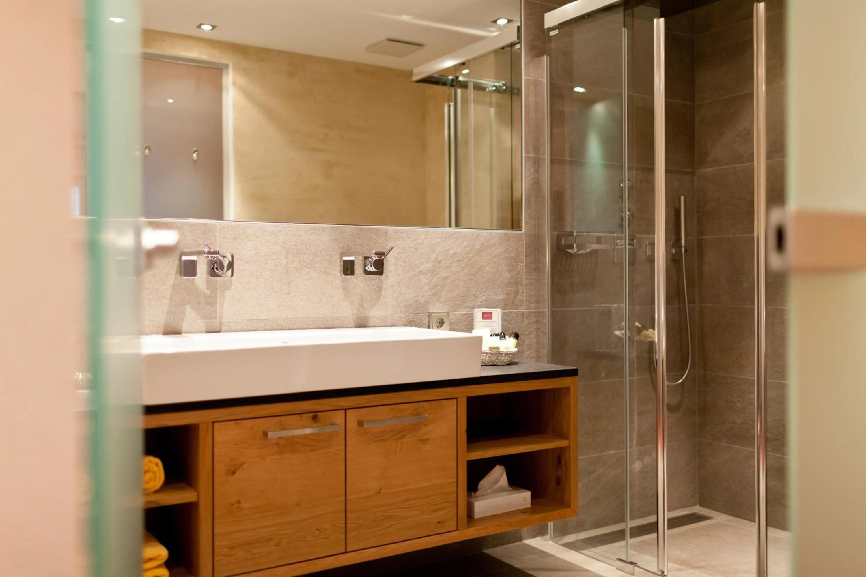 Bathroom in Hotel Solaria Ischgl - 4 superior