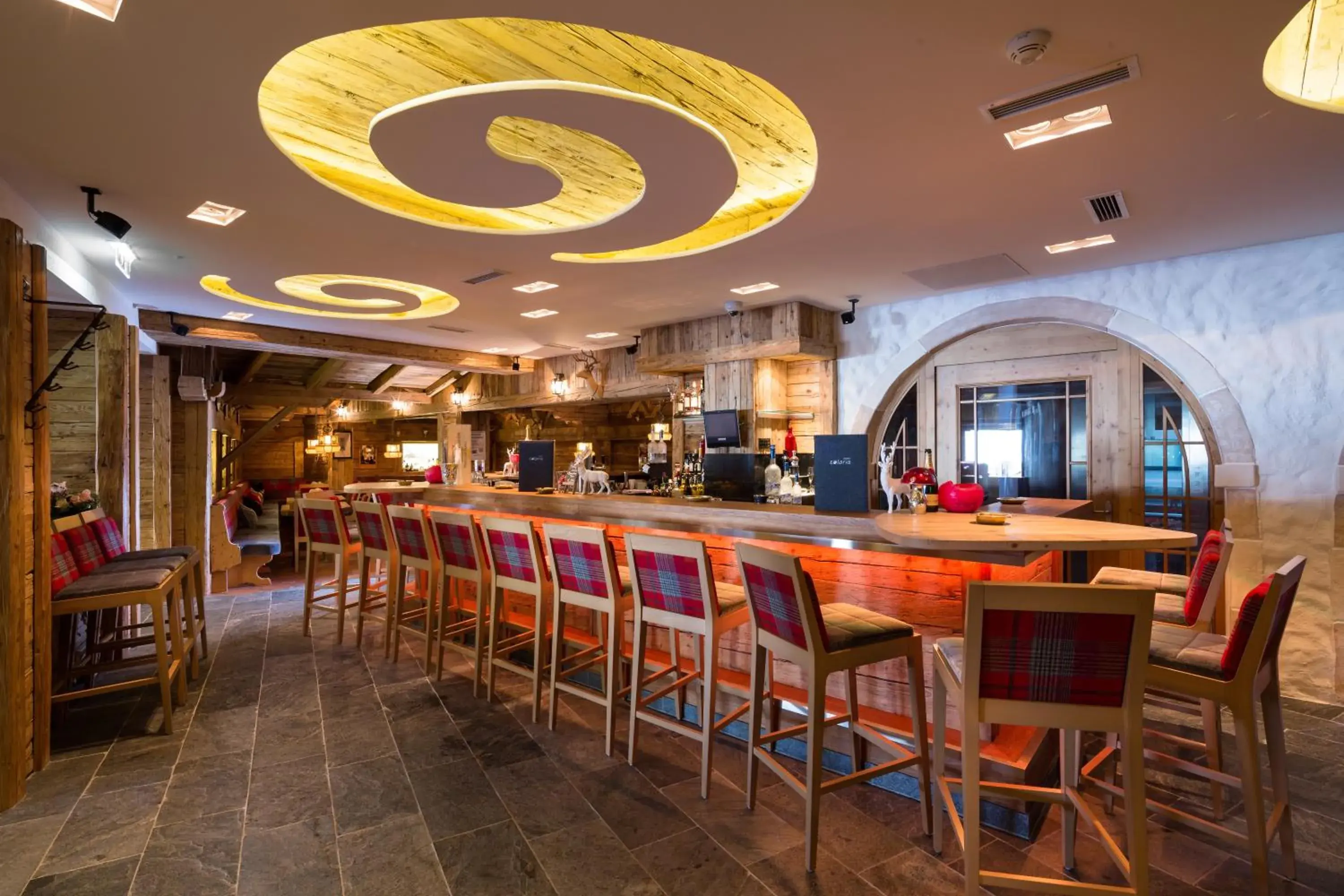 Lounge or bar, Restaurant/Places to Eat in Hotel Solaria Ischgl - 4 superior