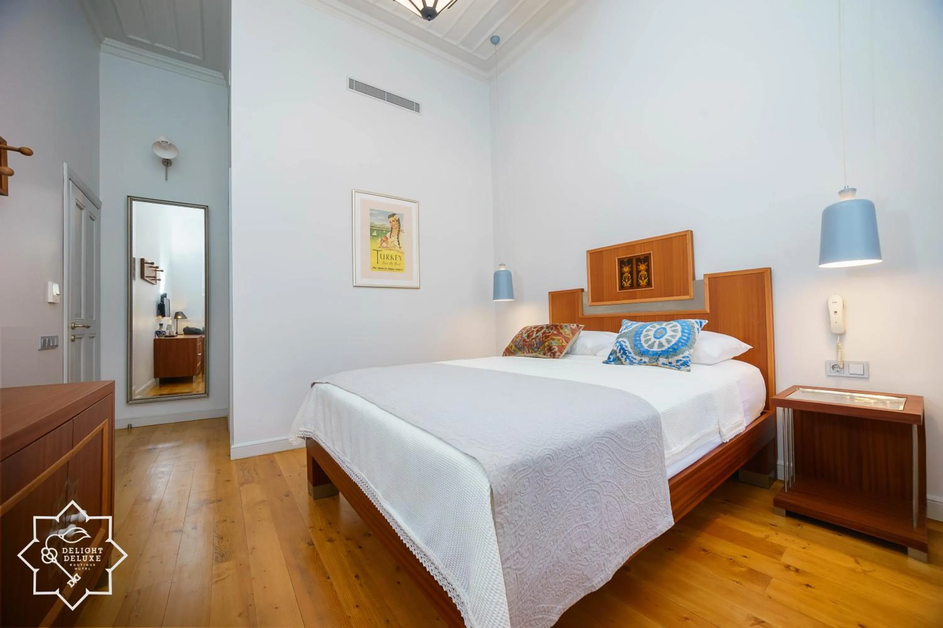 Photo of the whole room, Bed in Delight Deluxe Hotel