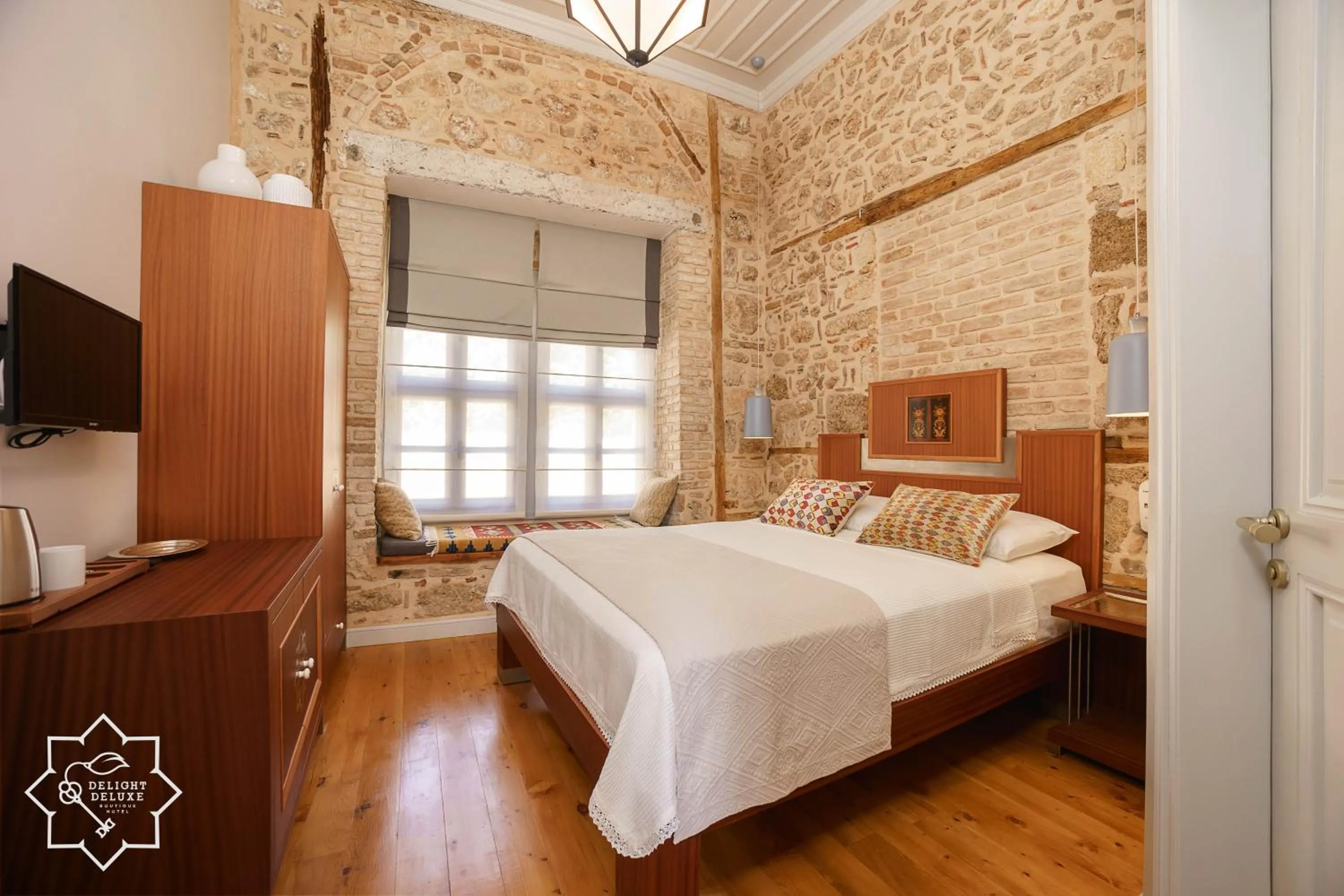 Bed in Delight Deluxe Hotel