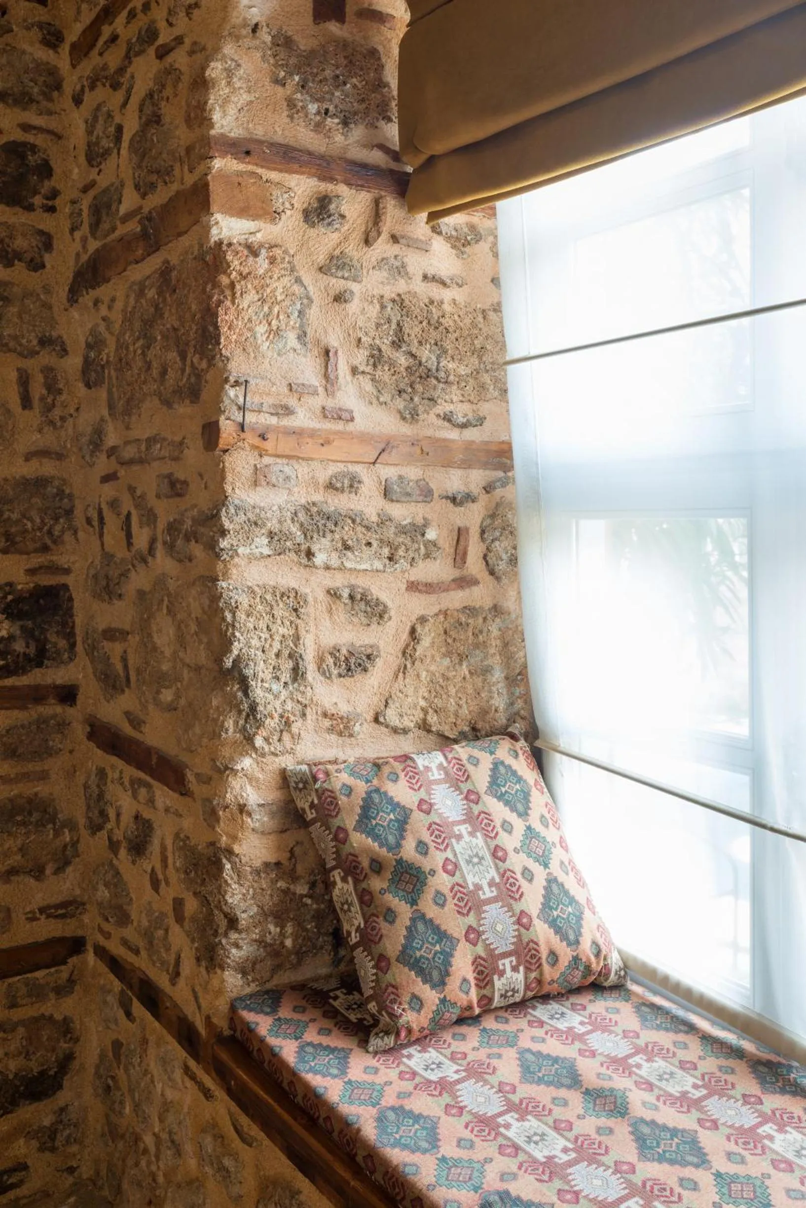 Bed in Delight Deluxe Hotel